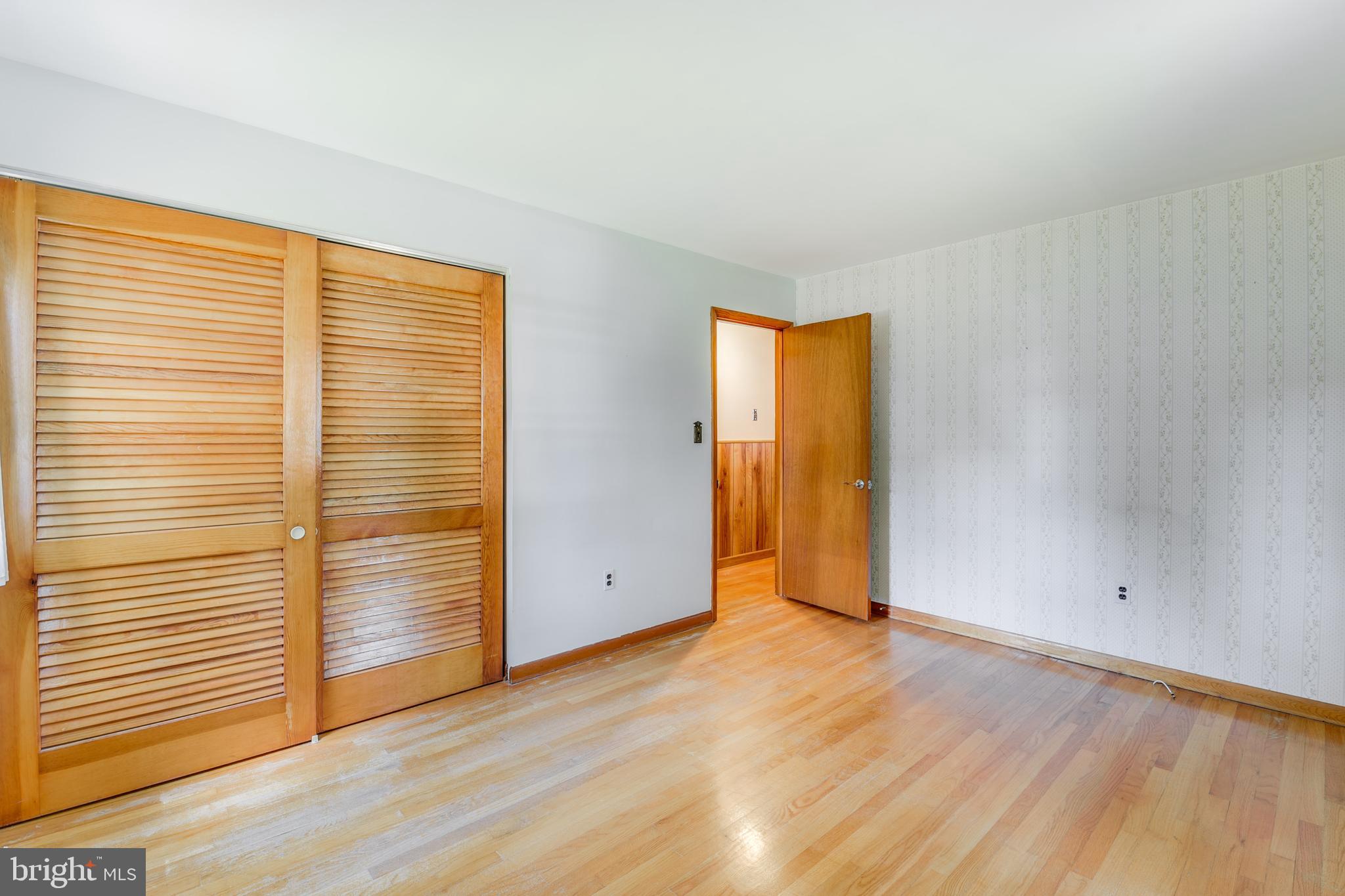 SUNSET KNOLL - Residential