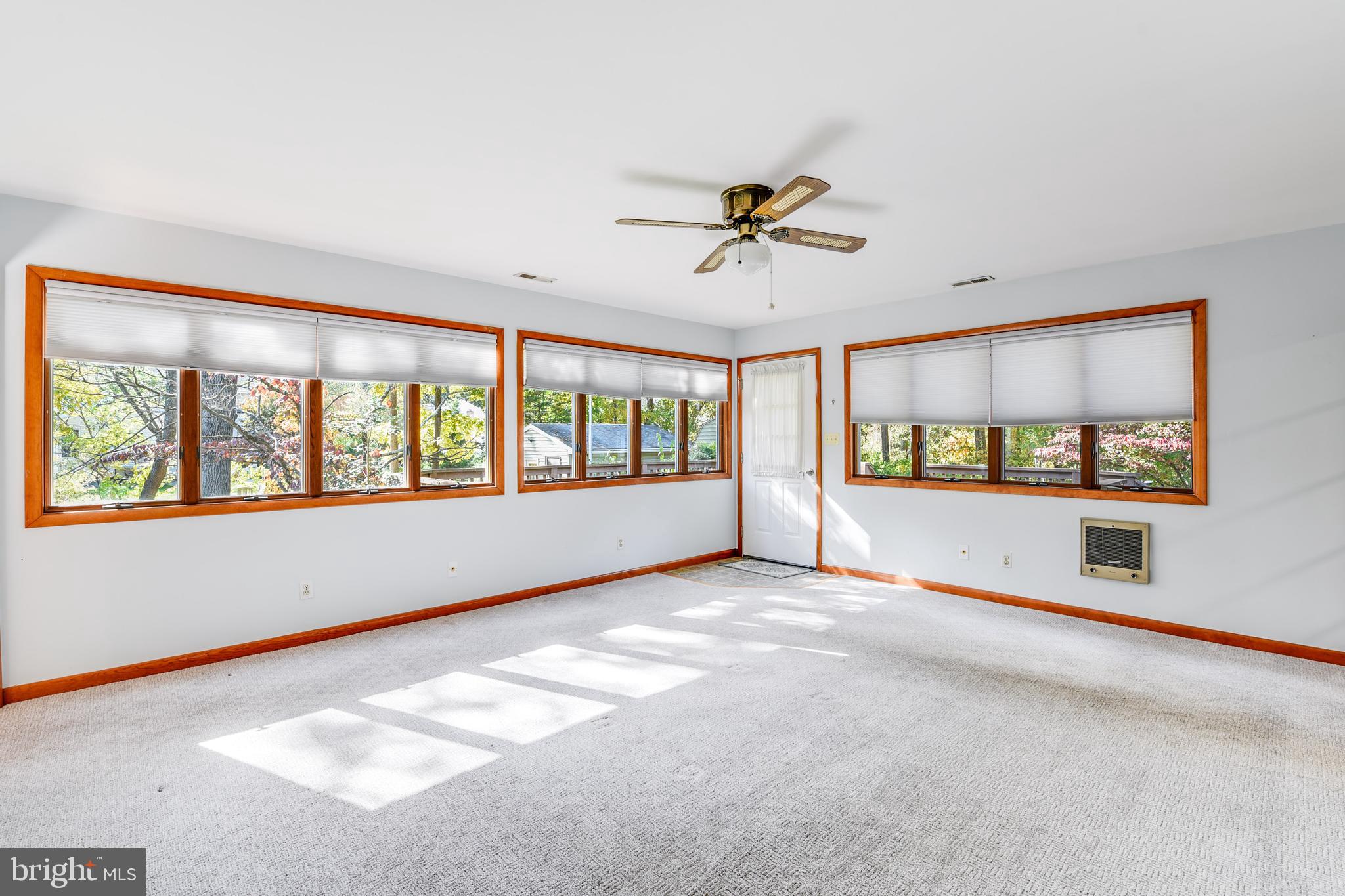 SUNSET KNOLL - Residential