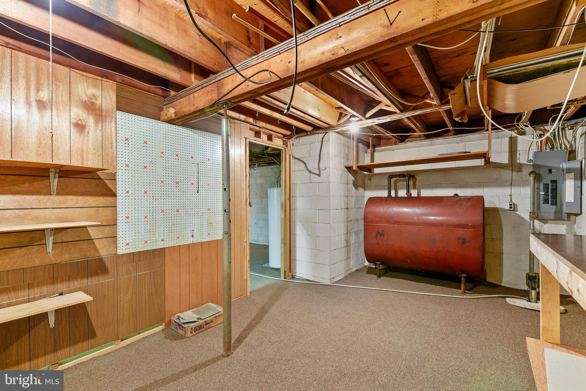 SUNSET KNOLL - Residential