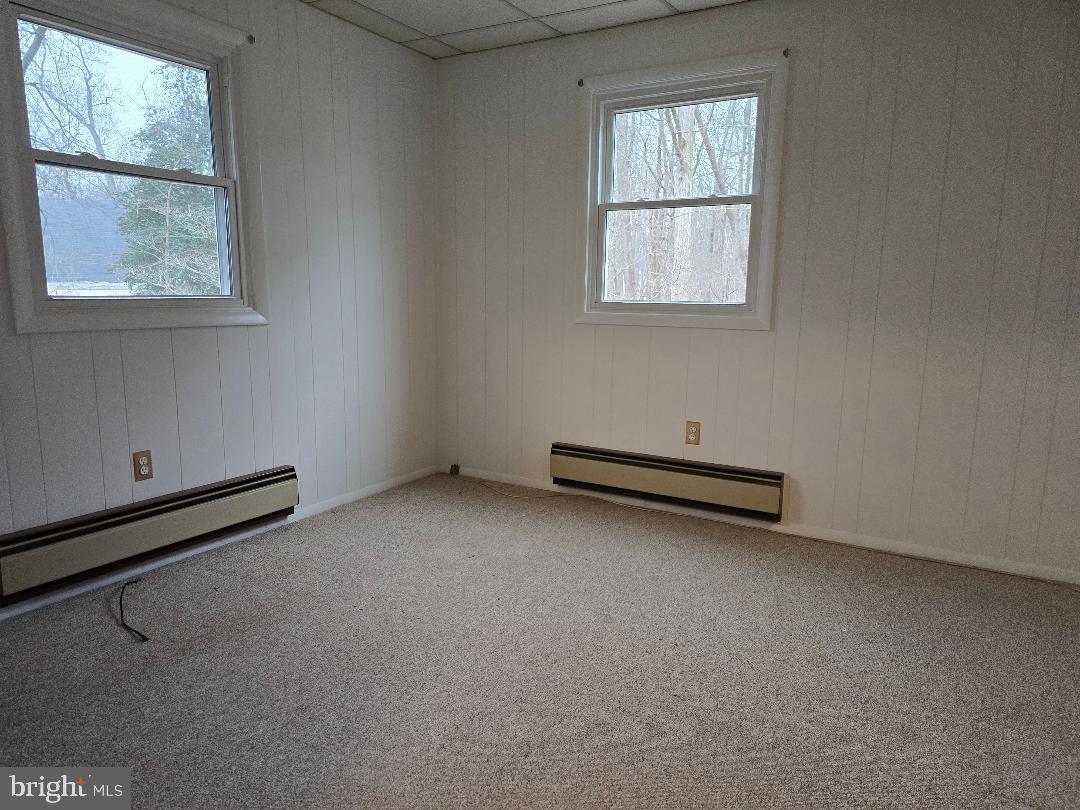 SUNSET KNOLL - Residential