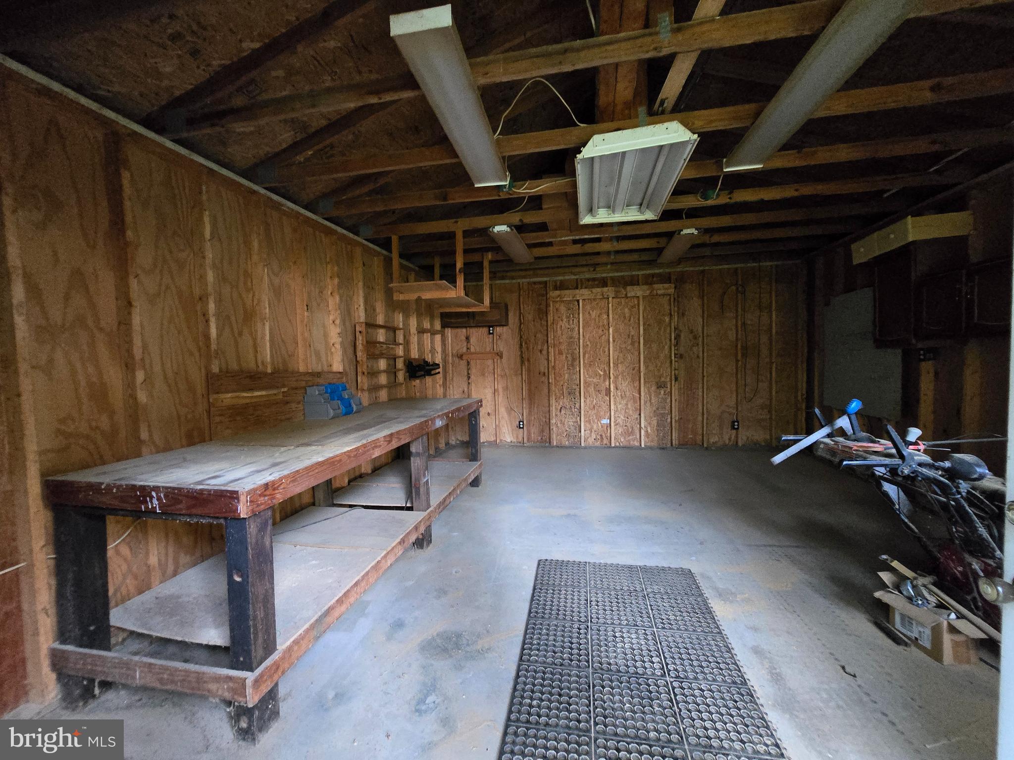 SUNSET KNOLL - Residential