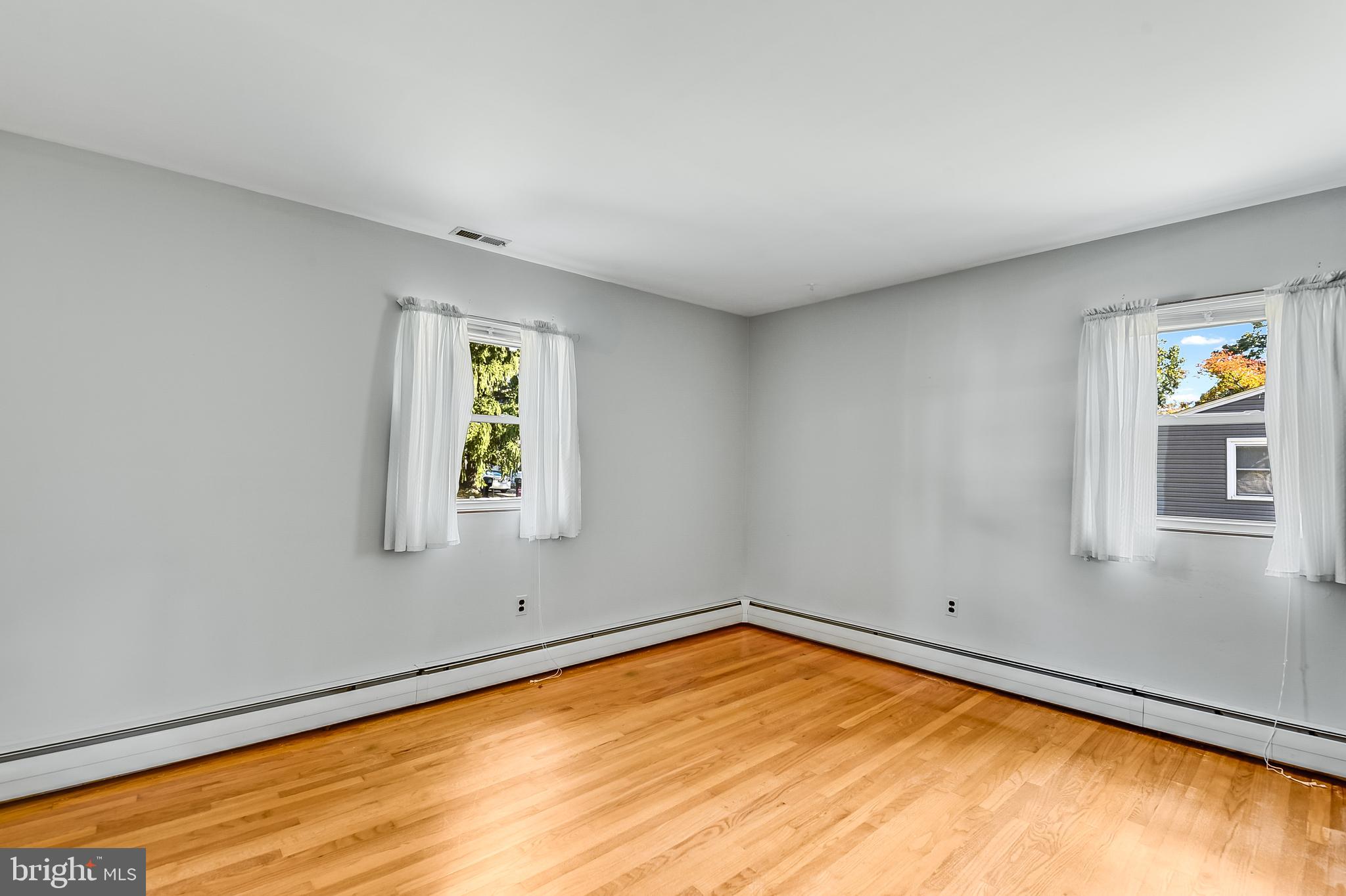 SUNSET KNOLL - Residential