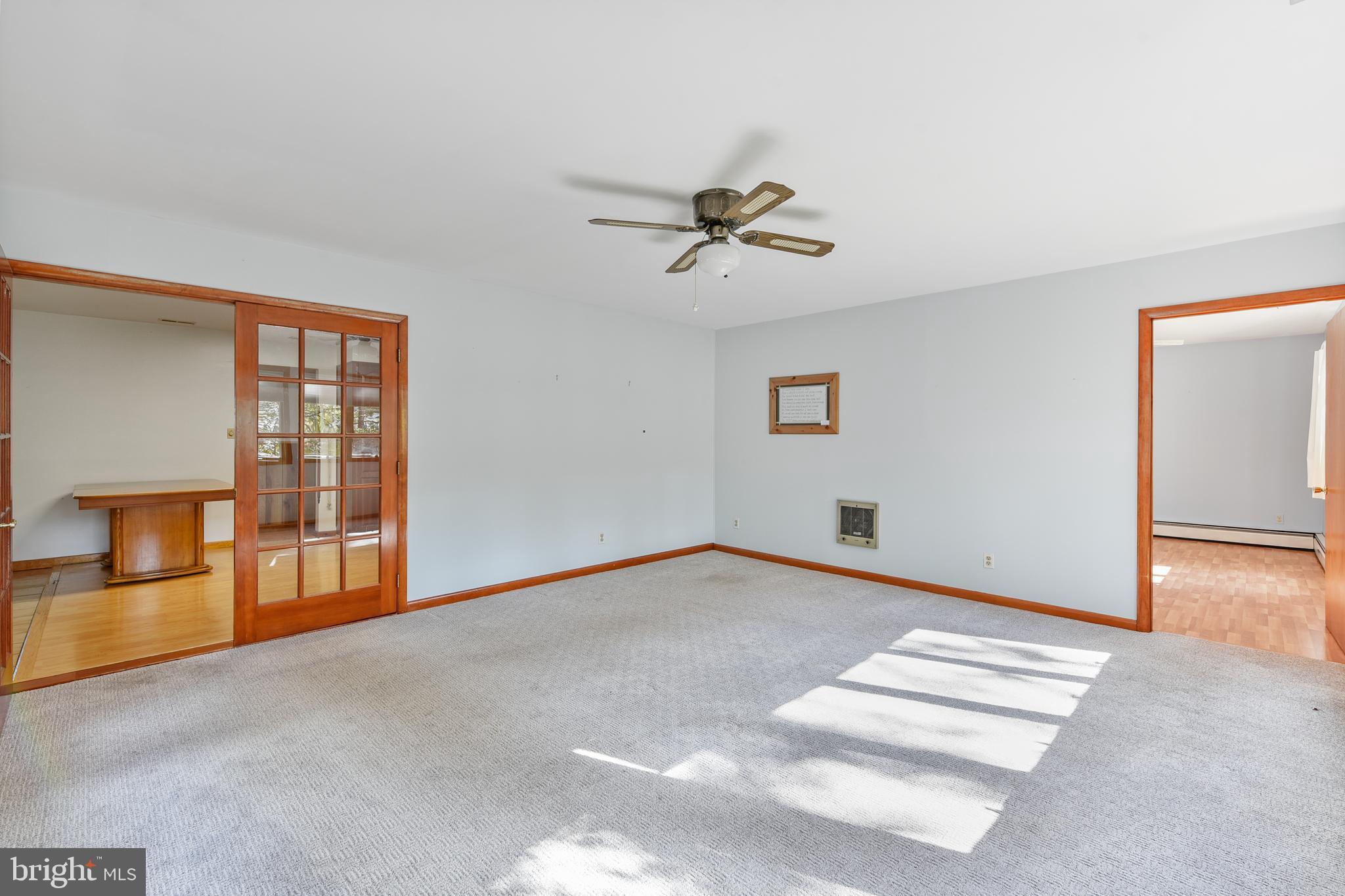 SUNSET KNOLL - Residential