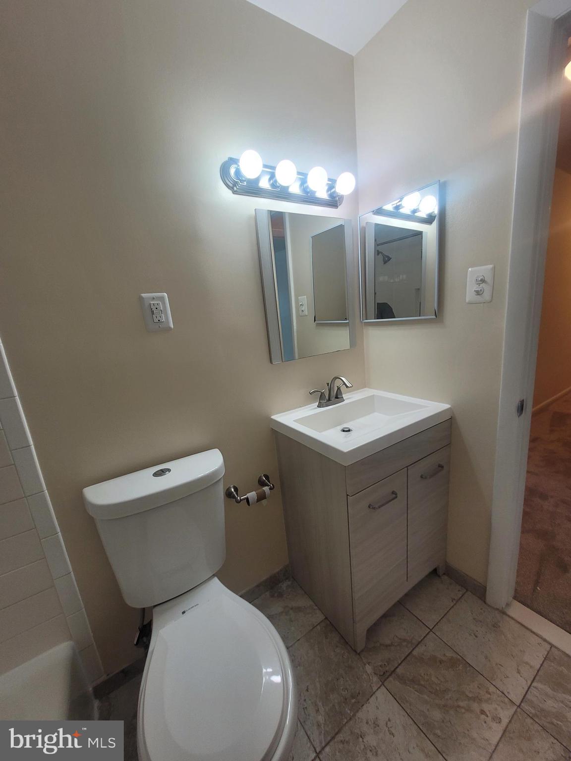 PARKSIDE CONDOMINIUMS - Residential