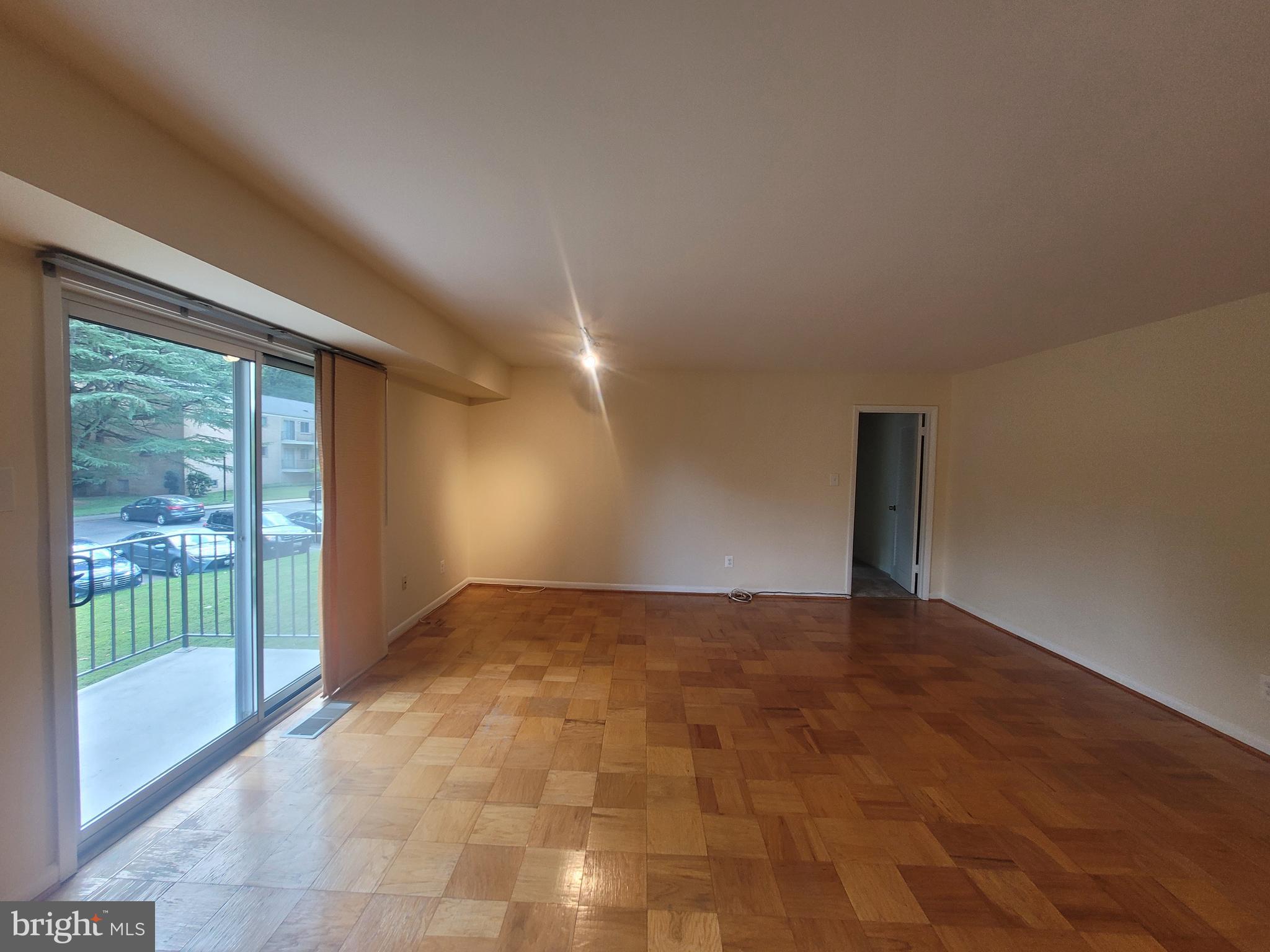 PARKSIDE CONDOMINIUMS - Residential