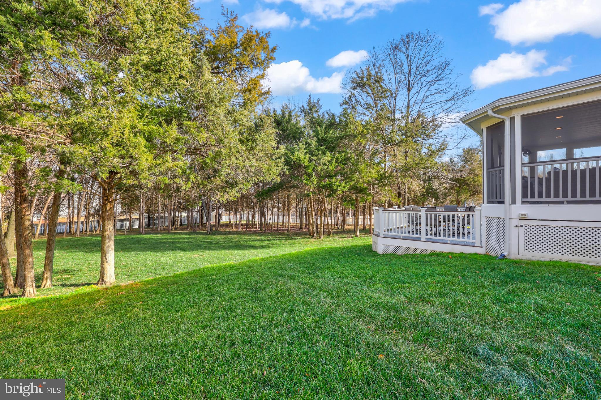 SHERATON HILLS SOUTH - Residential