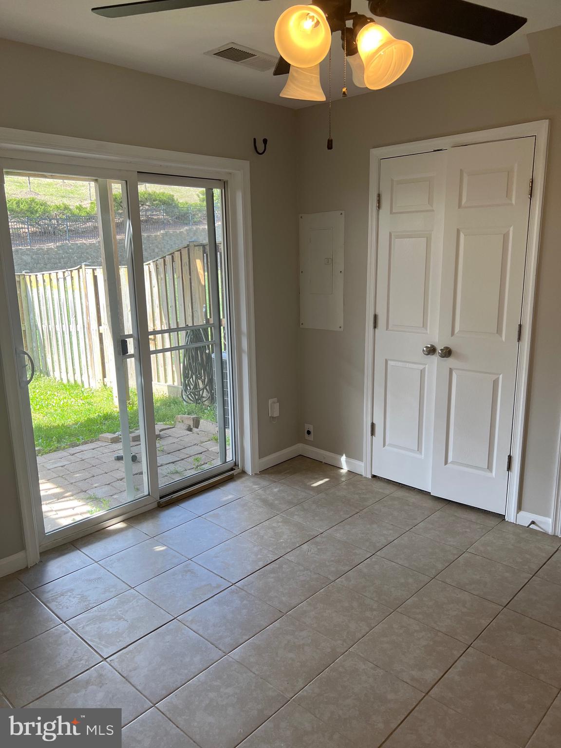 POWELLS LANDING - Residential Lease