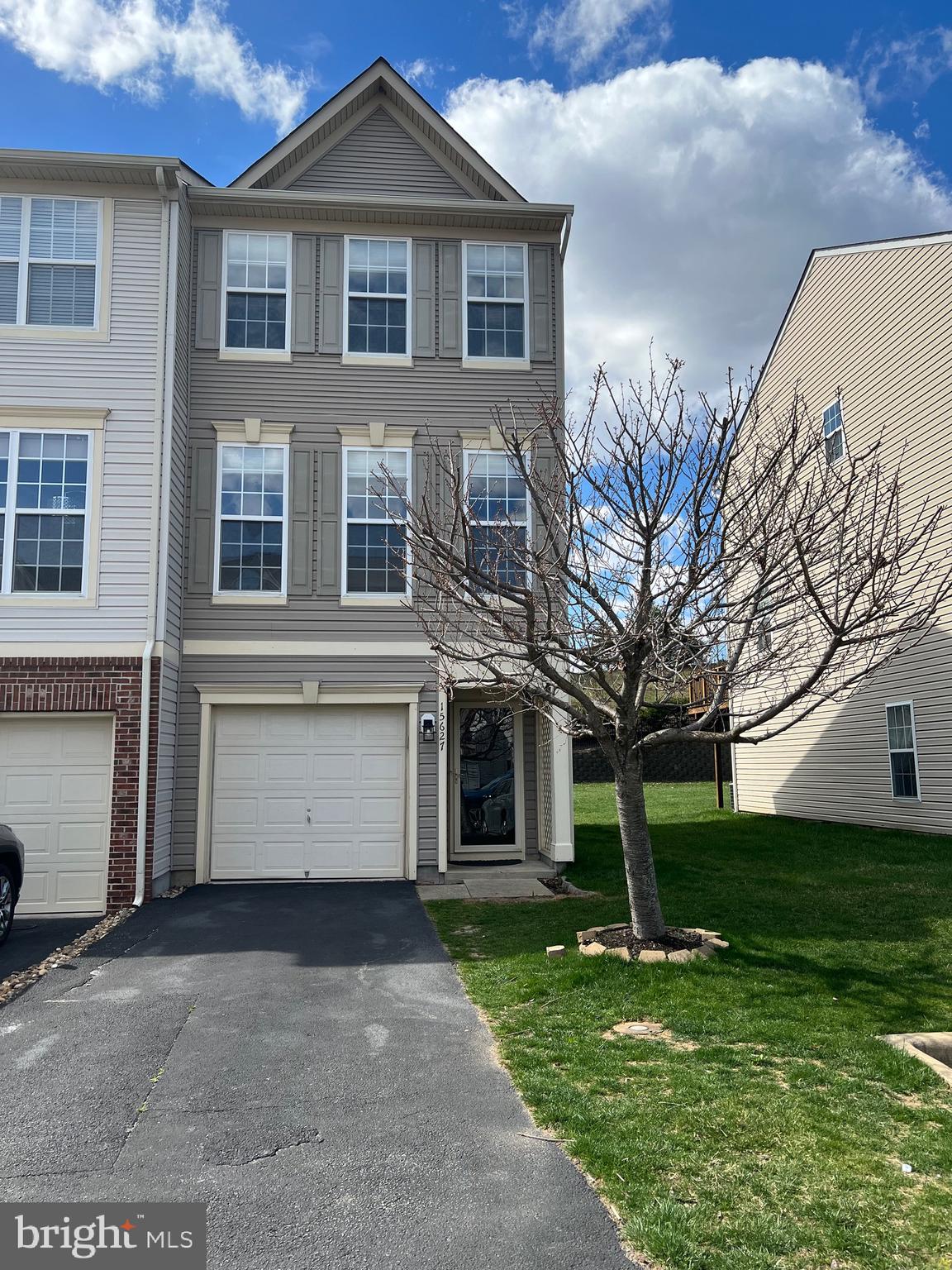 POWELLS LANDING - Residential Lease