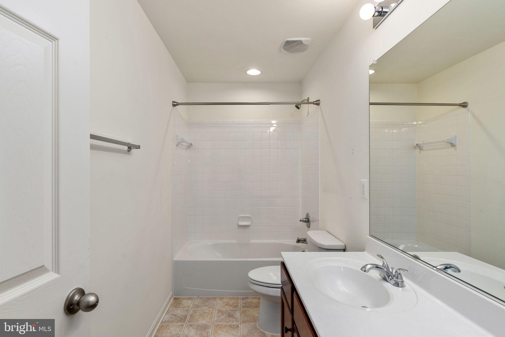 LEES PARKE - Residential