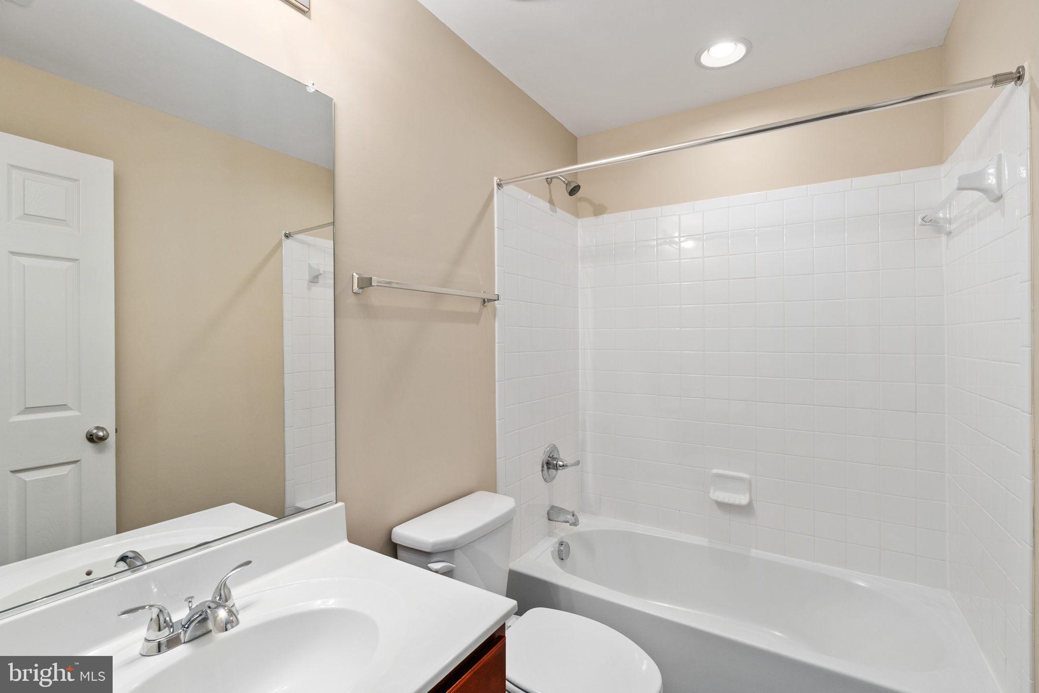 LEES PARKE - Residential