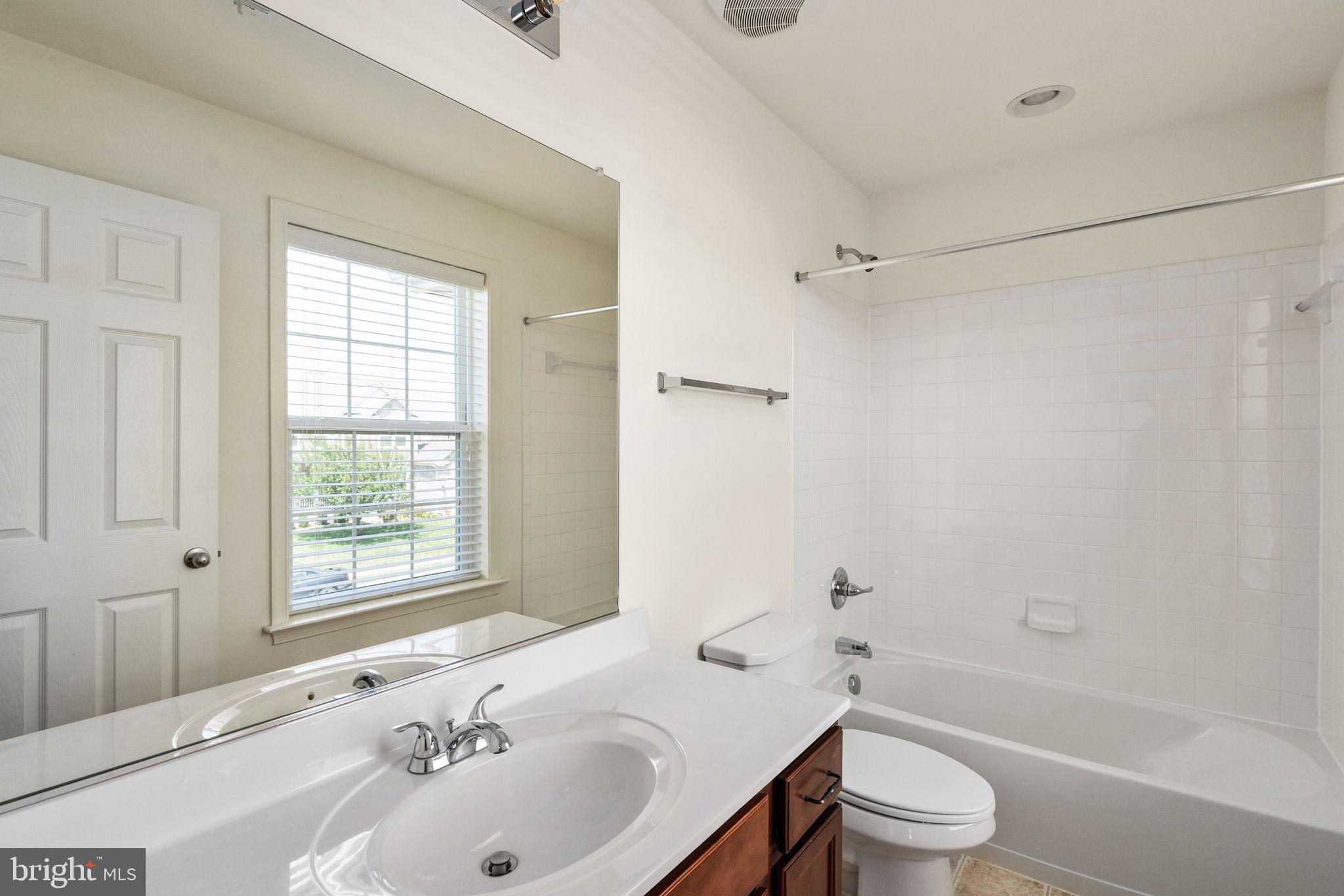 LEES PARKE - Residential