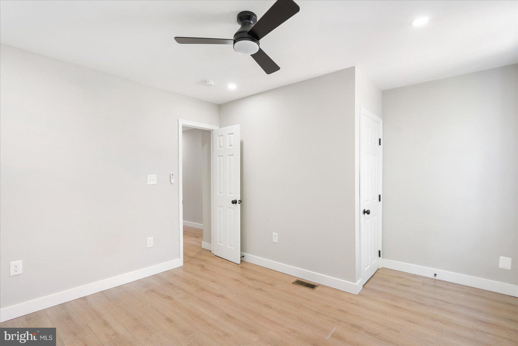 CLIFTON PARK - Residential