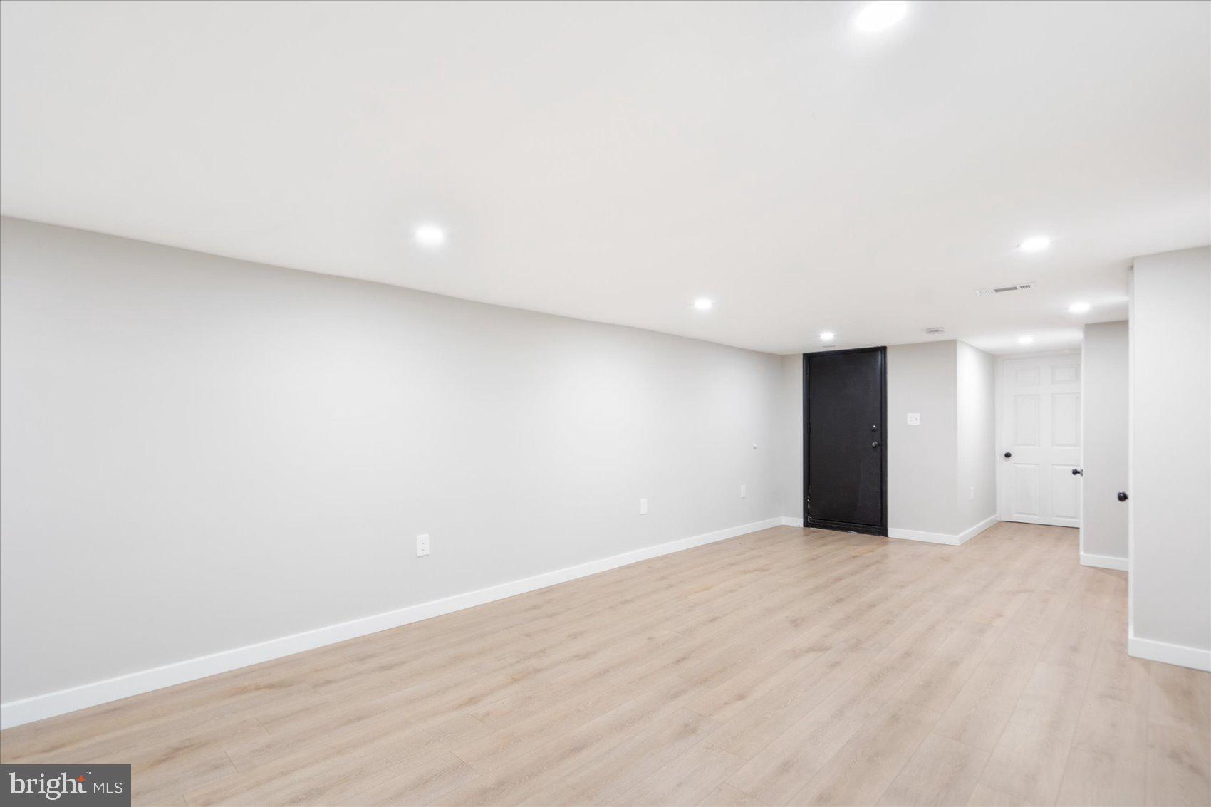 CLIFTON PARK - Residential