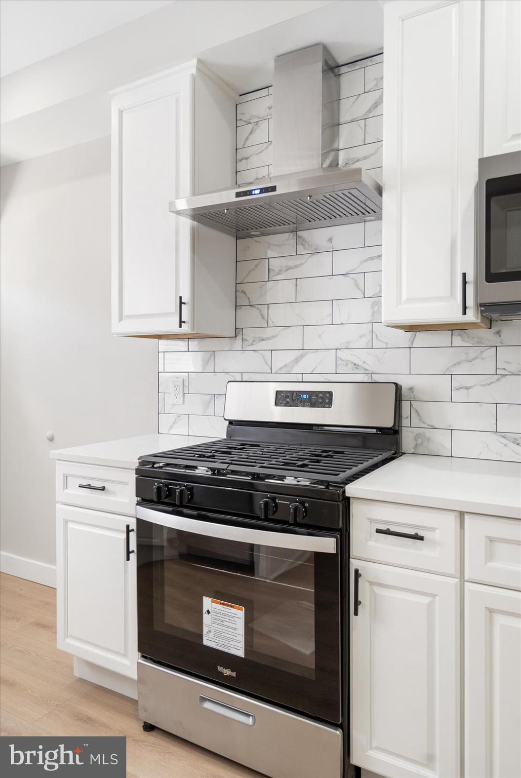 CLIFTON PARK - Residential