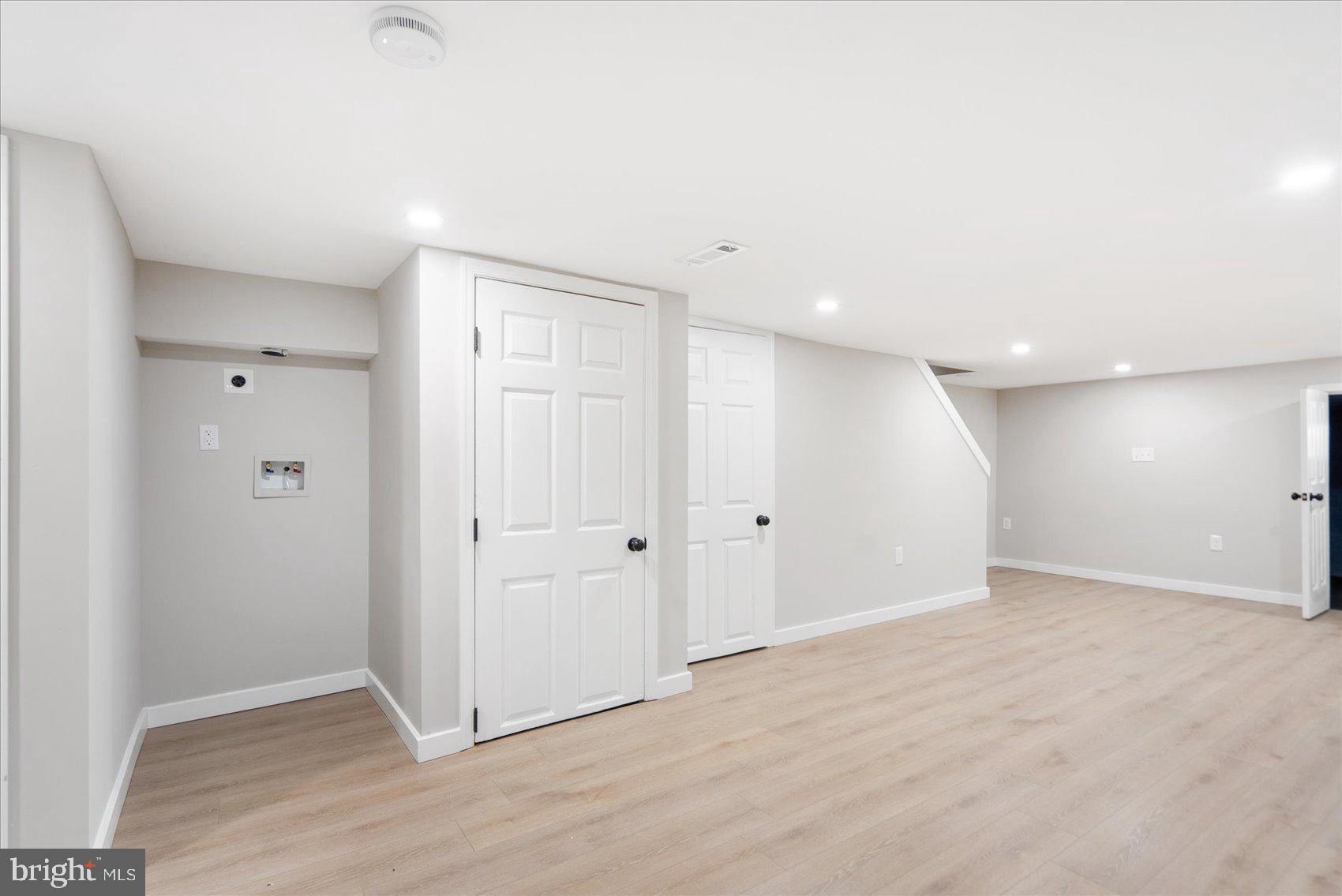 CLIFTON PARK - Residential