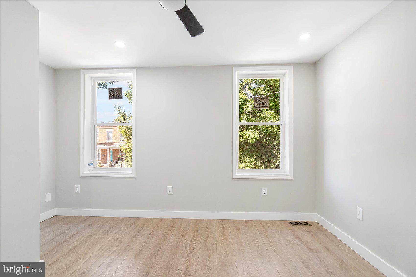 CLIFTON PARK - Residential