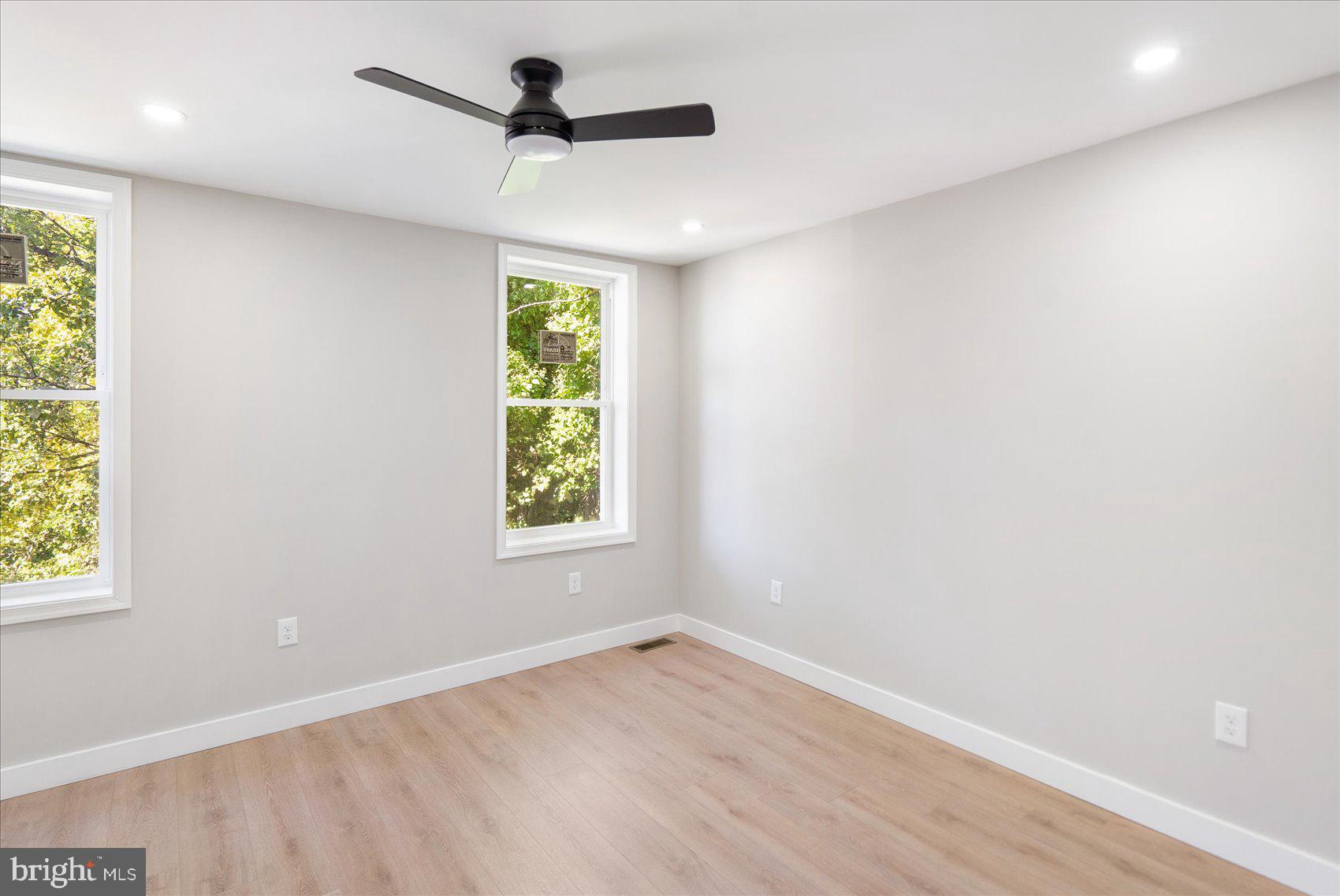 CLIFTON PARK - Residential