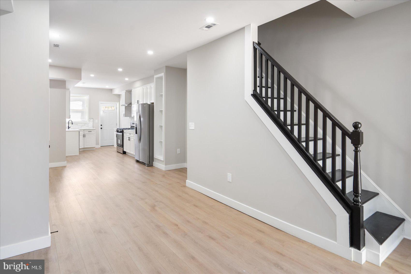 CLIFTON PARK - Residential