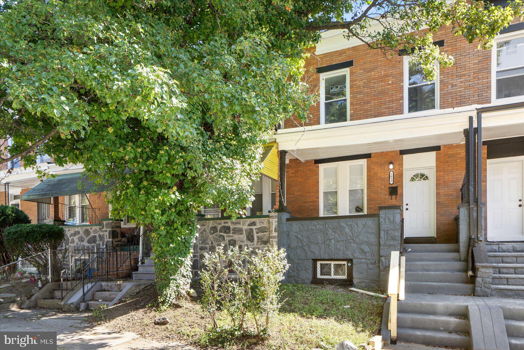 CLIFTON PARK - Residential