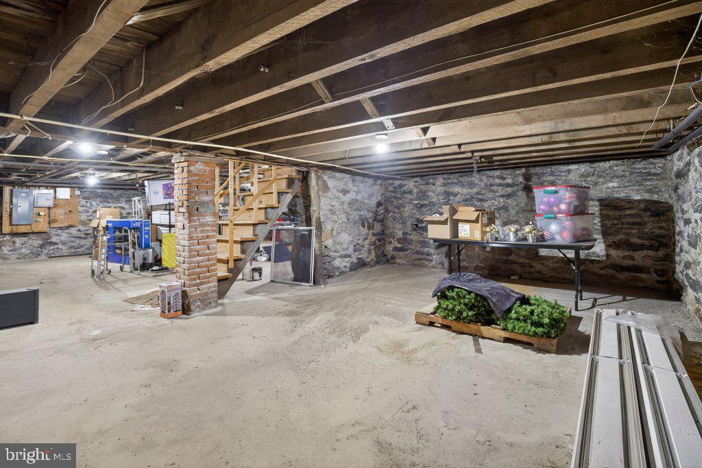 COLUMBIA BOROUGH - Residential