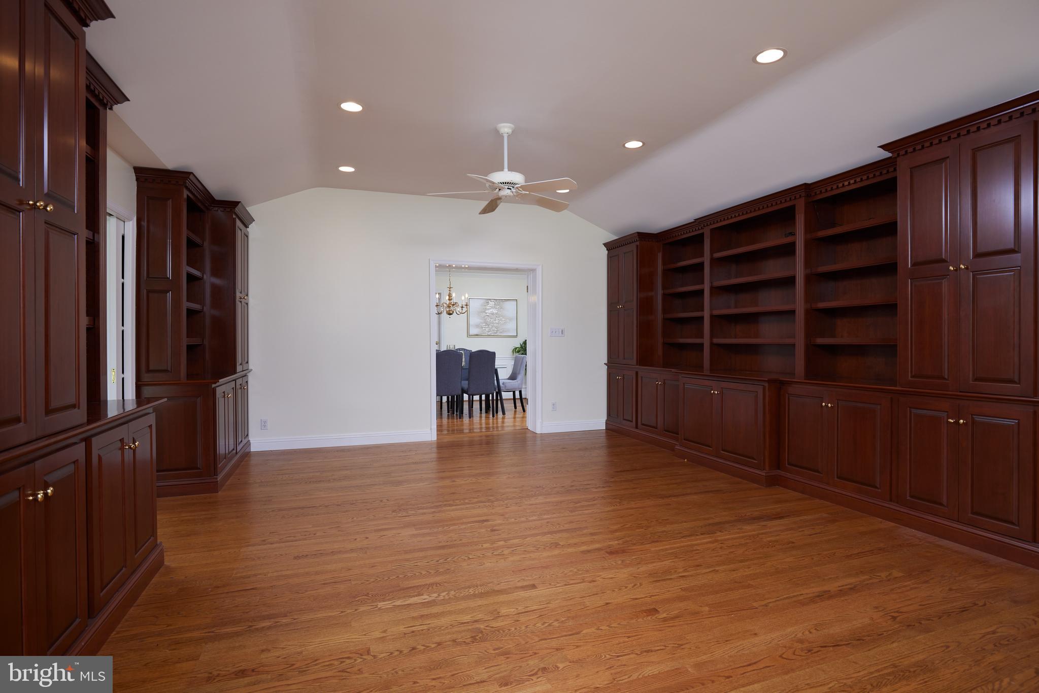 BANNOCKBURN - Residential