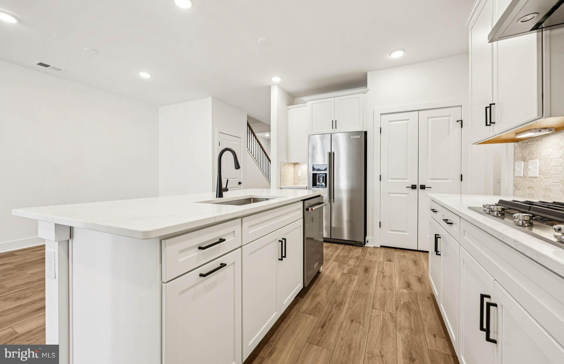 HEATHCOTE VILLAGE - Residential