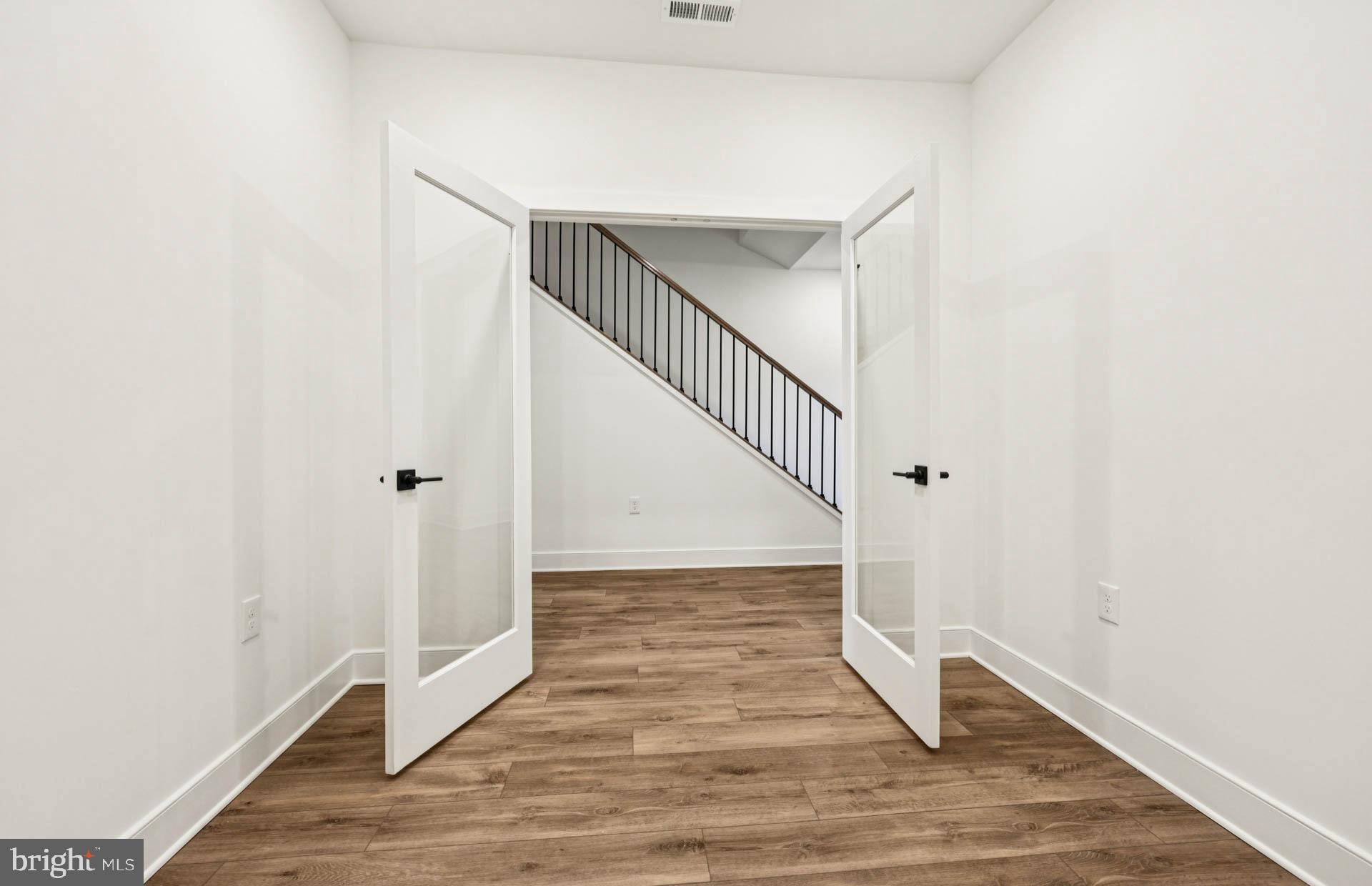 HEATHCOTE VILLAGE - Residential