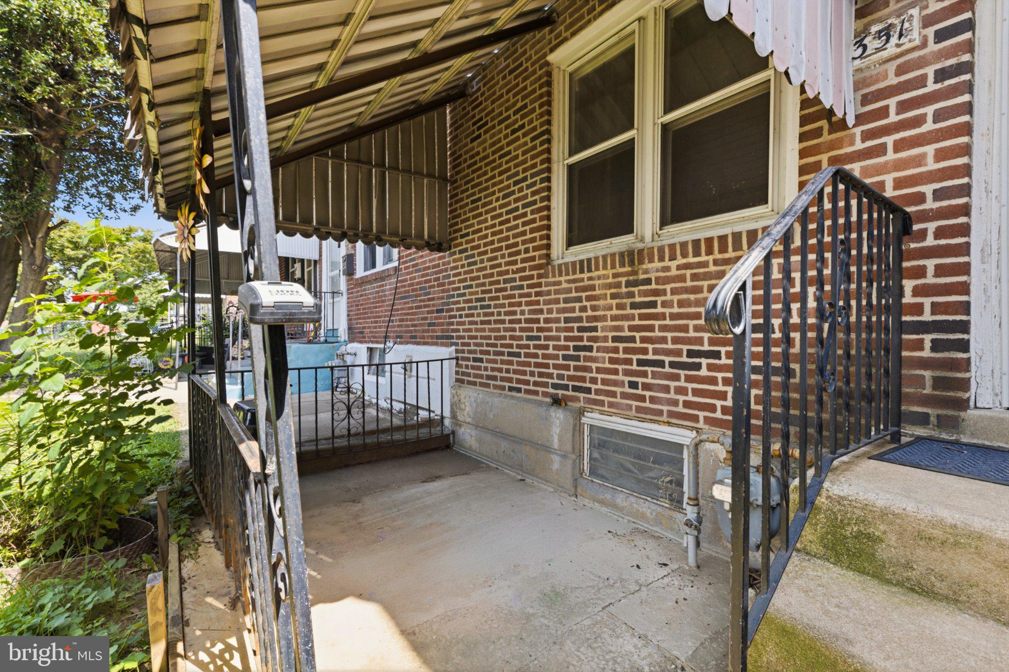 351 W 22ND STREET