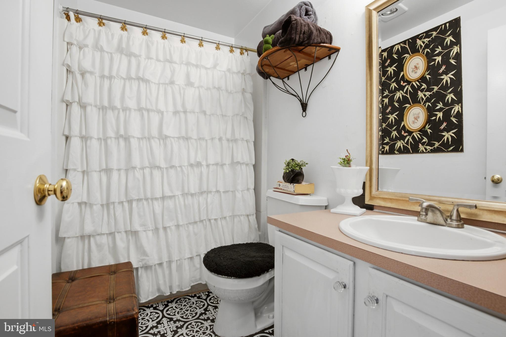 PEAR TREE VIL - Residential