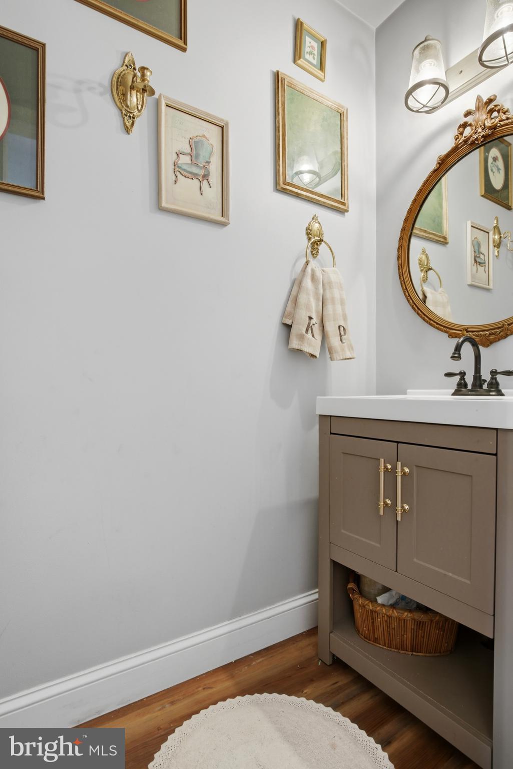 PEAR TREE VIL - Residential