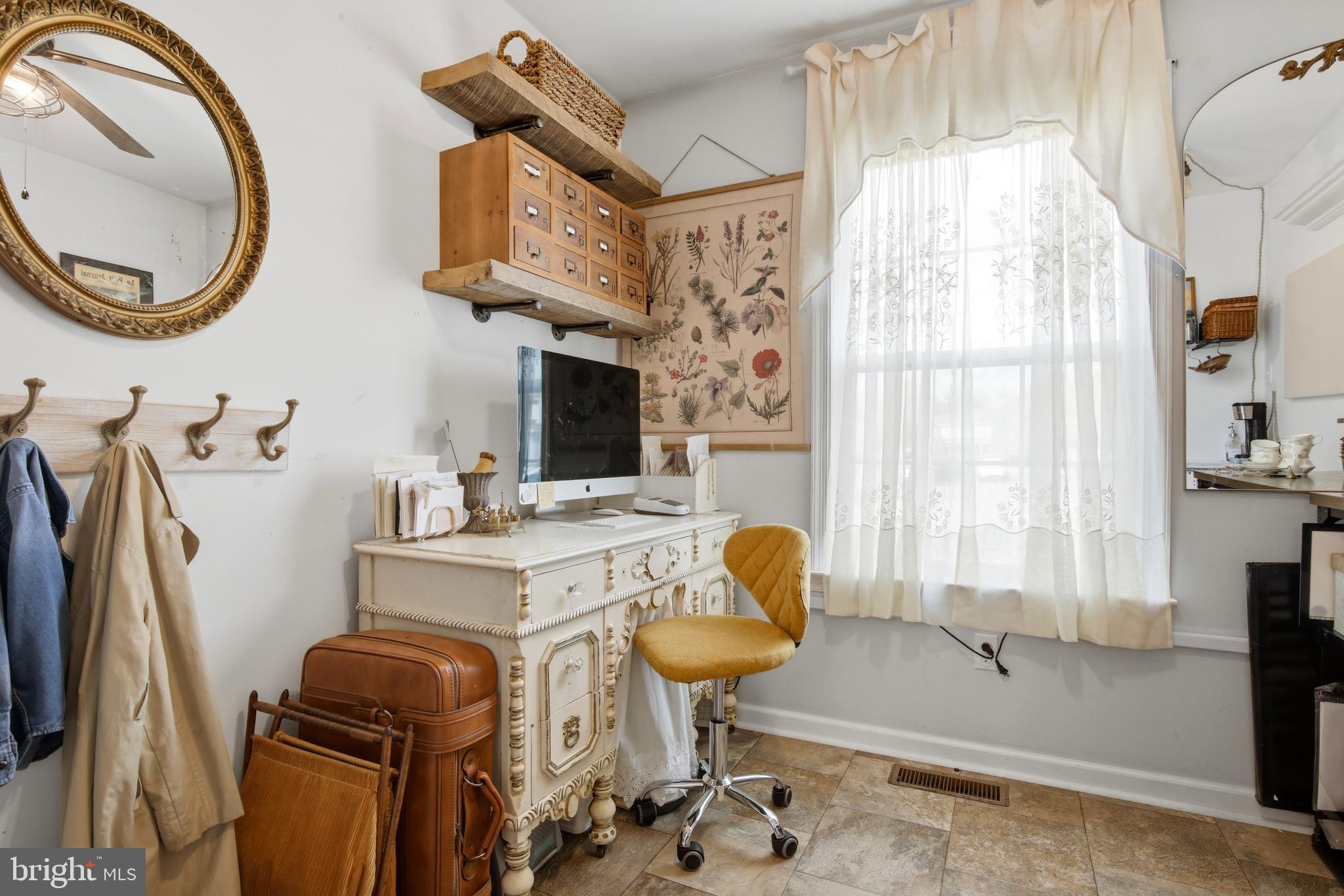 PEAR TREE VIL - Residential