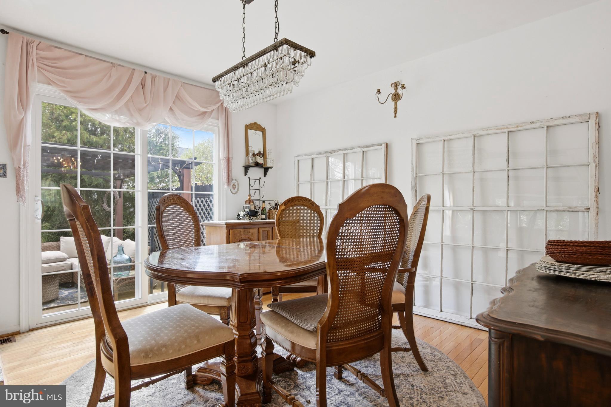 PEAR TREE VIL - Residential