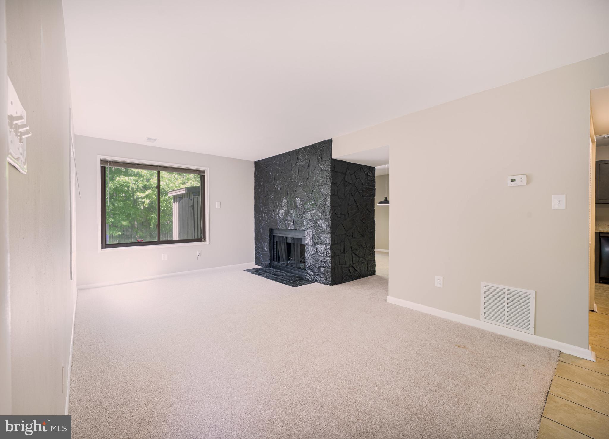 39 CABLE HOLLOW WAY 49-4
