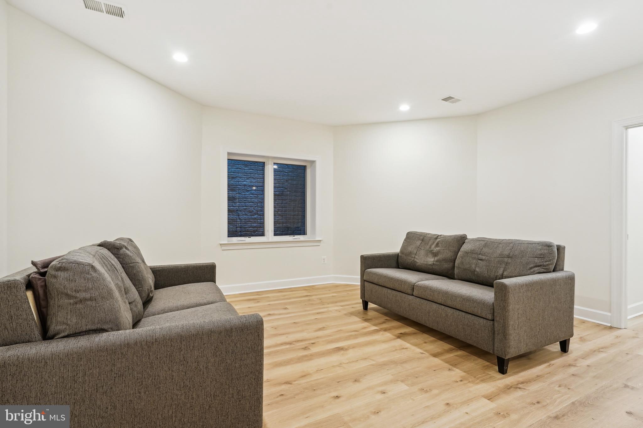 BROYHILL LANGLEY ESTATES - Residential