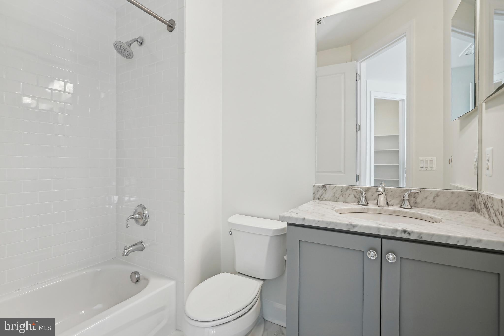 BROYHILL LANGLEY ESTATES - Residential