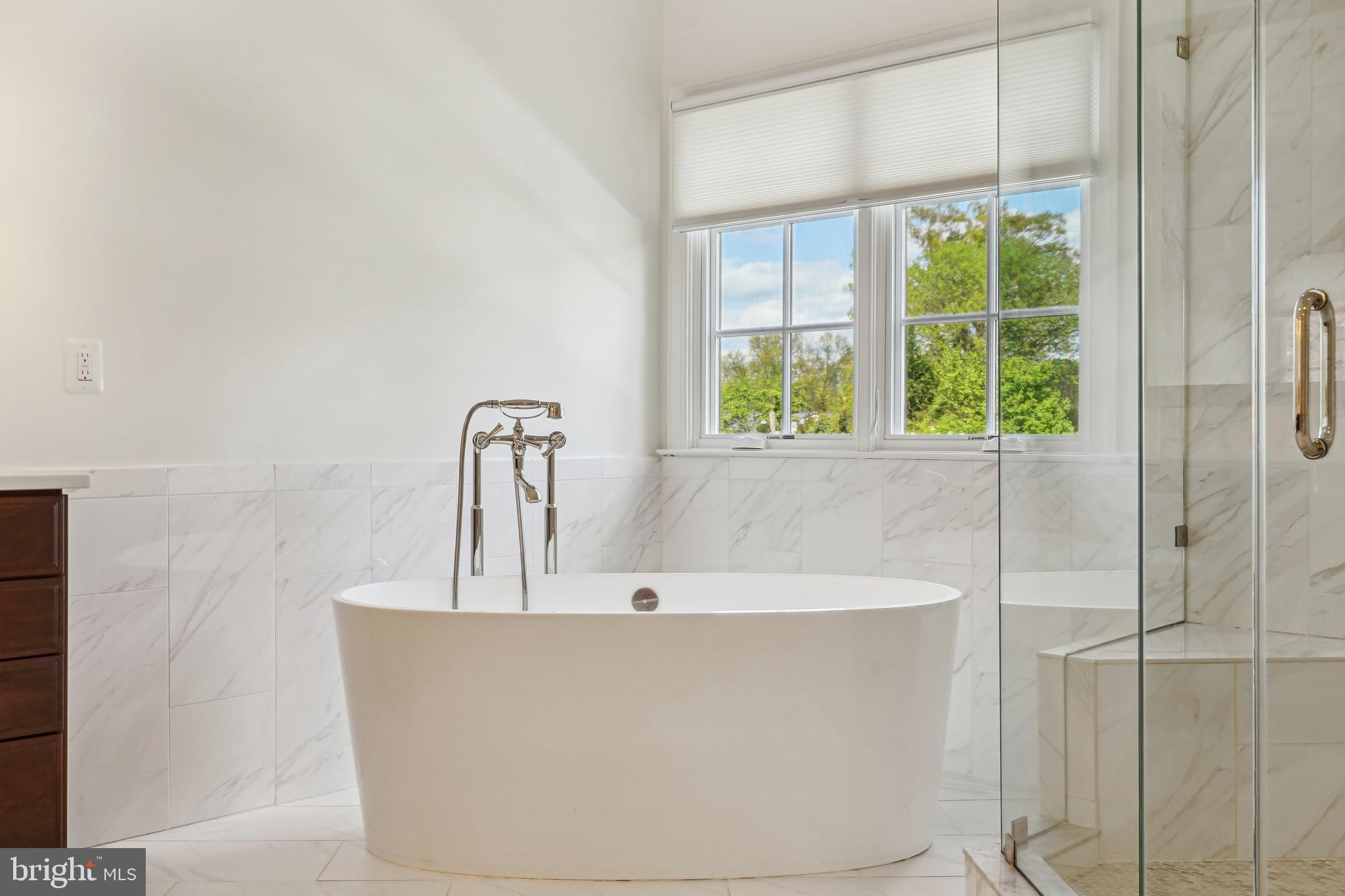 BROYHILL LANGLEY ESTATES - Residential