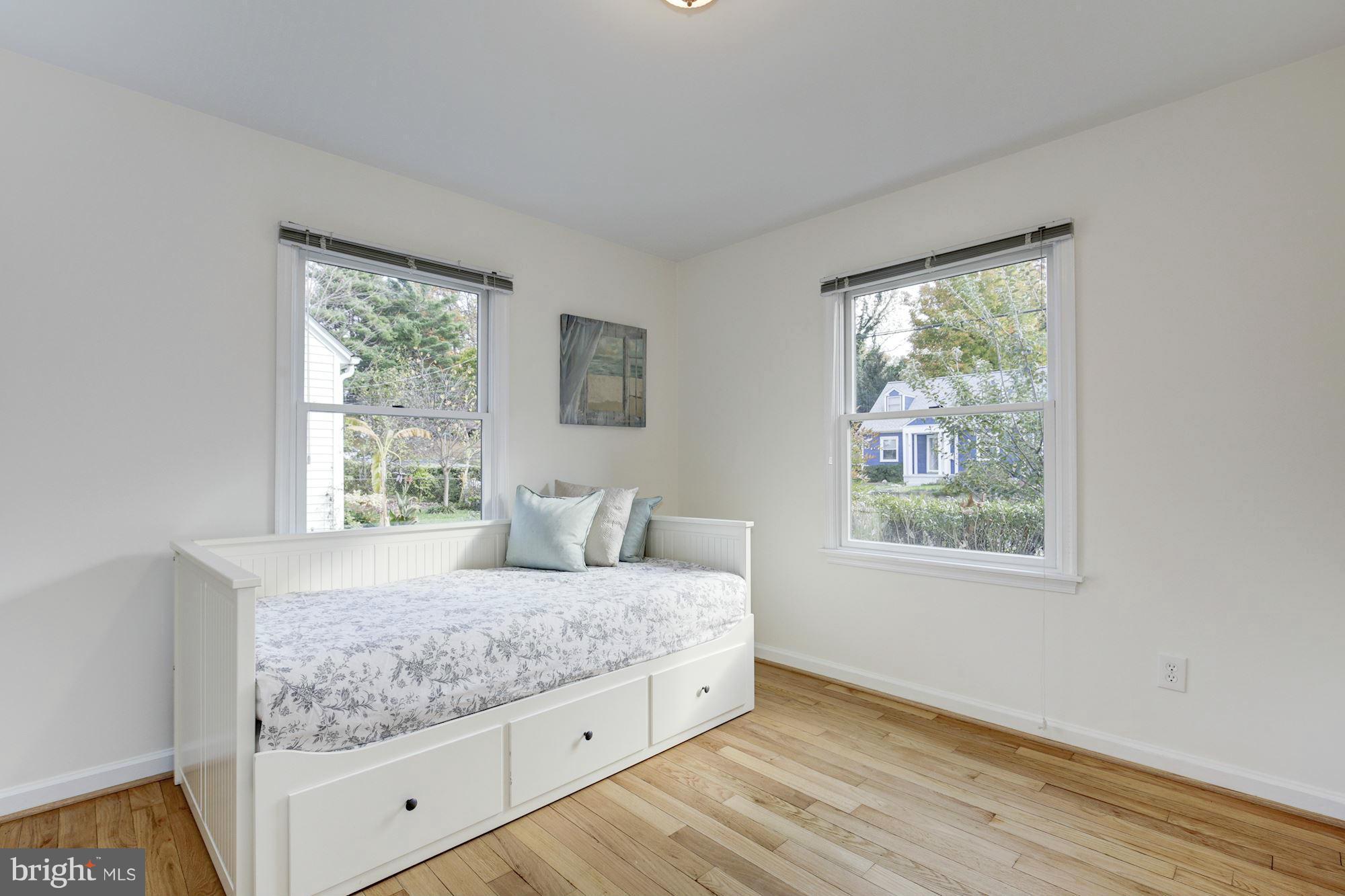 HOMEWOOD - Residential