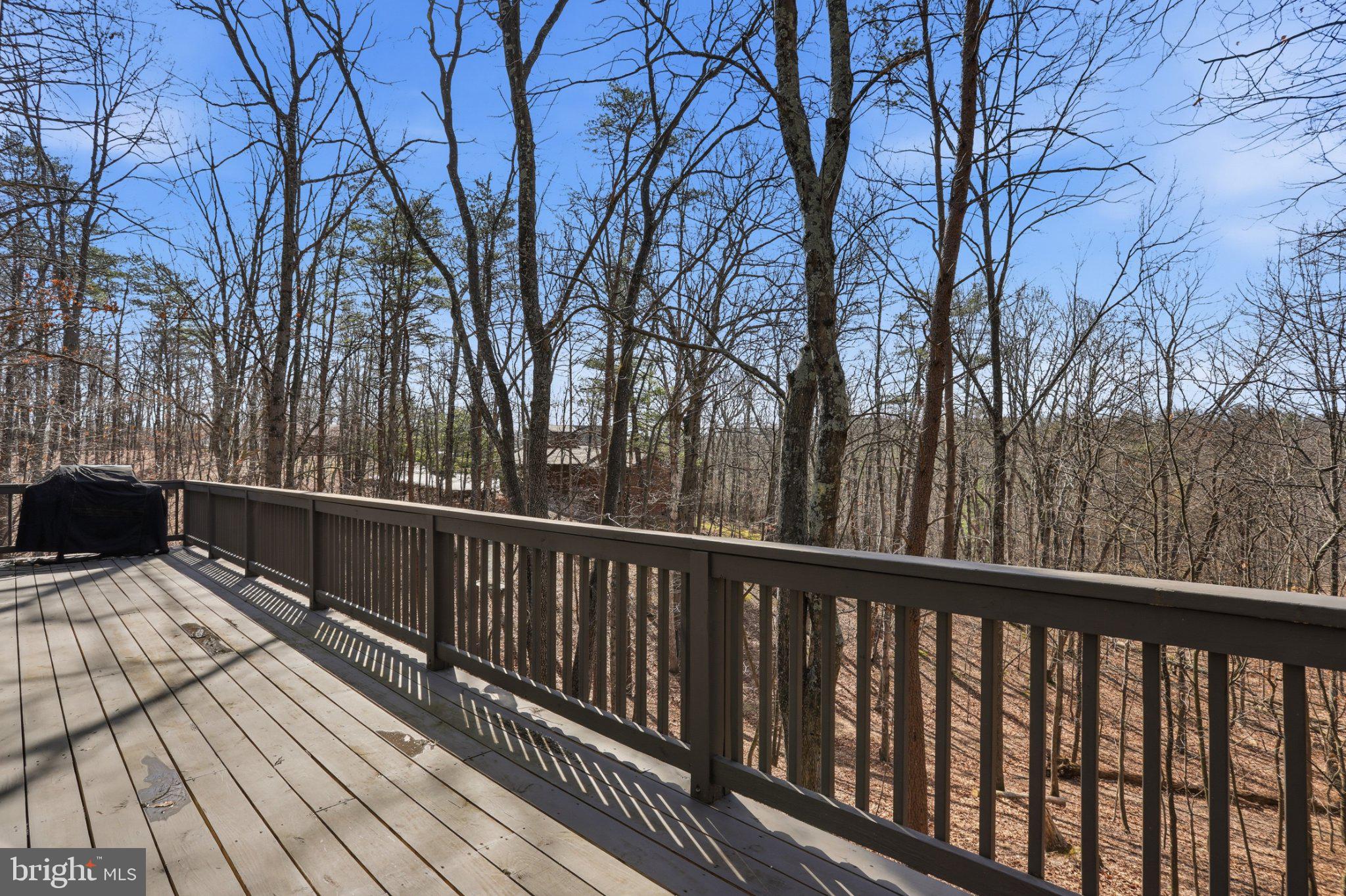 THE WOODS - Residential