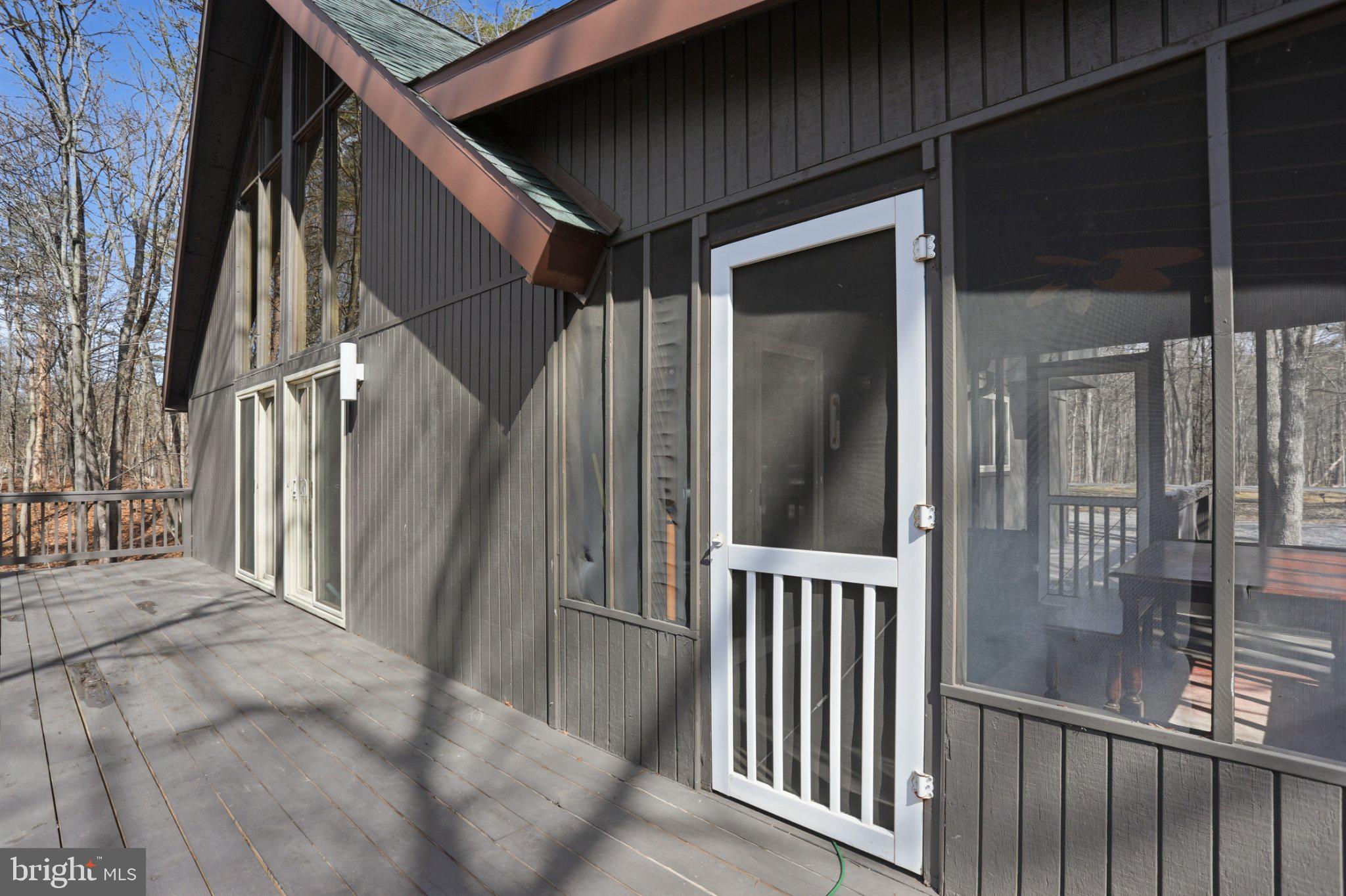 THE WOODS - Residential