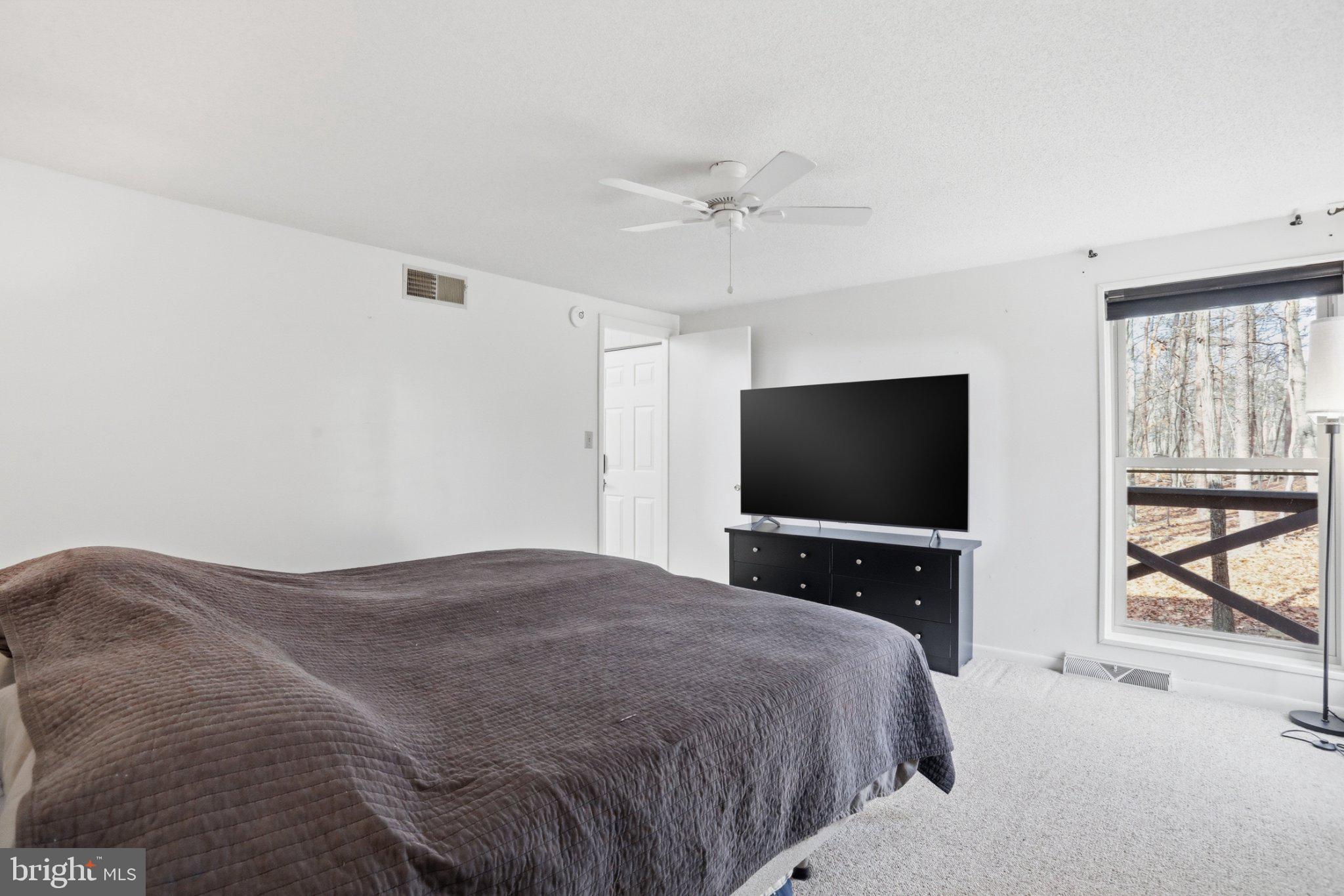 THE WOODS - Residential