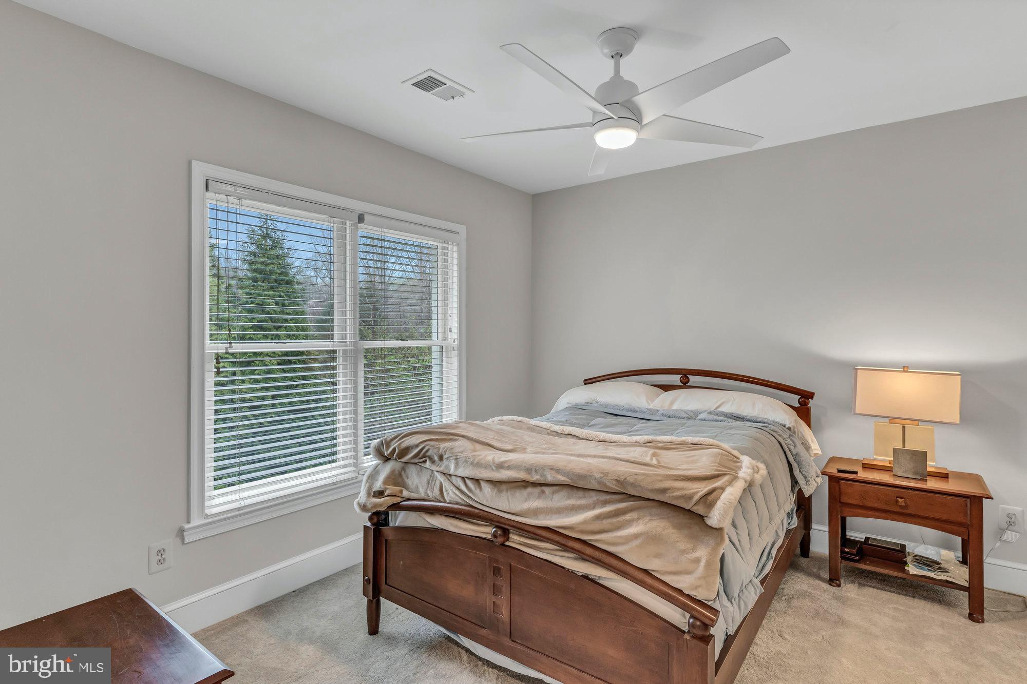 DOGWOOD KNOLLS - Residential