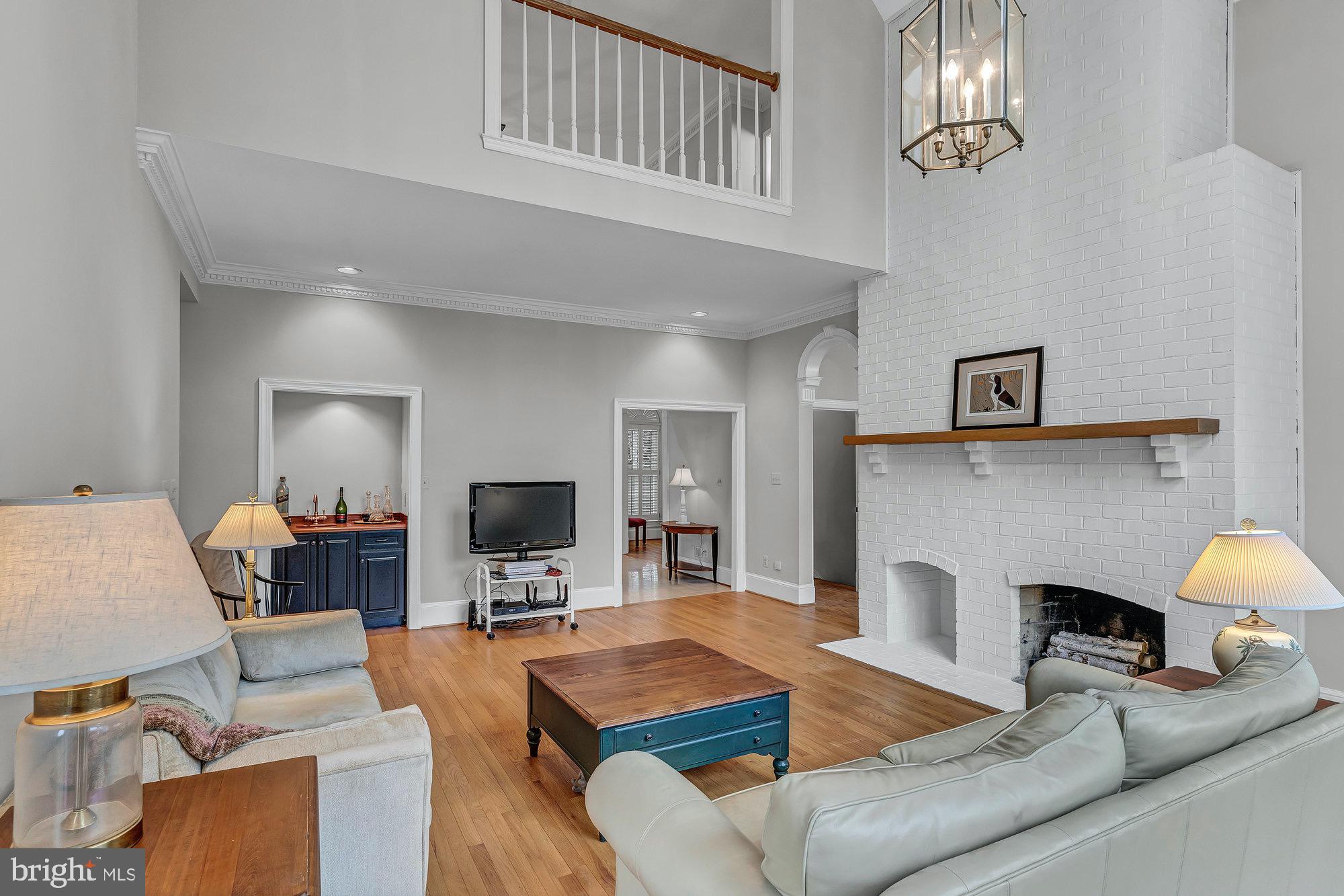 DOGWOOD KNOLLS - Residential