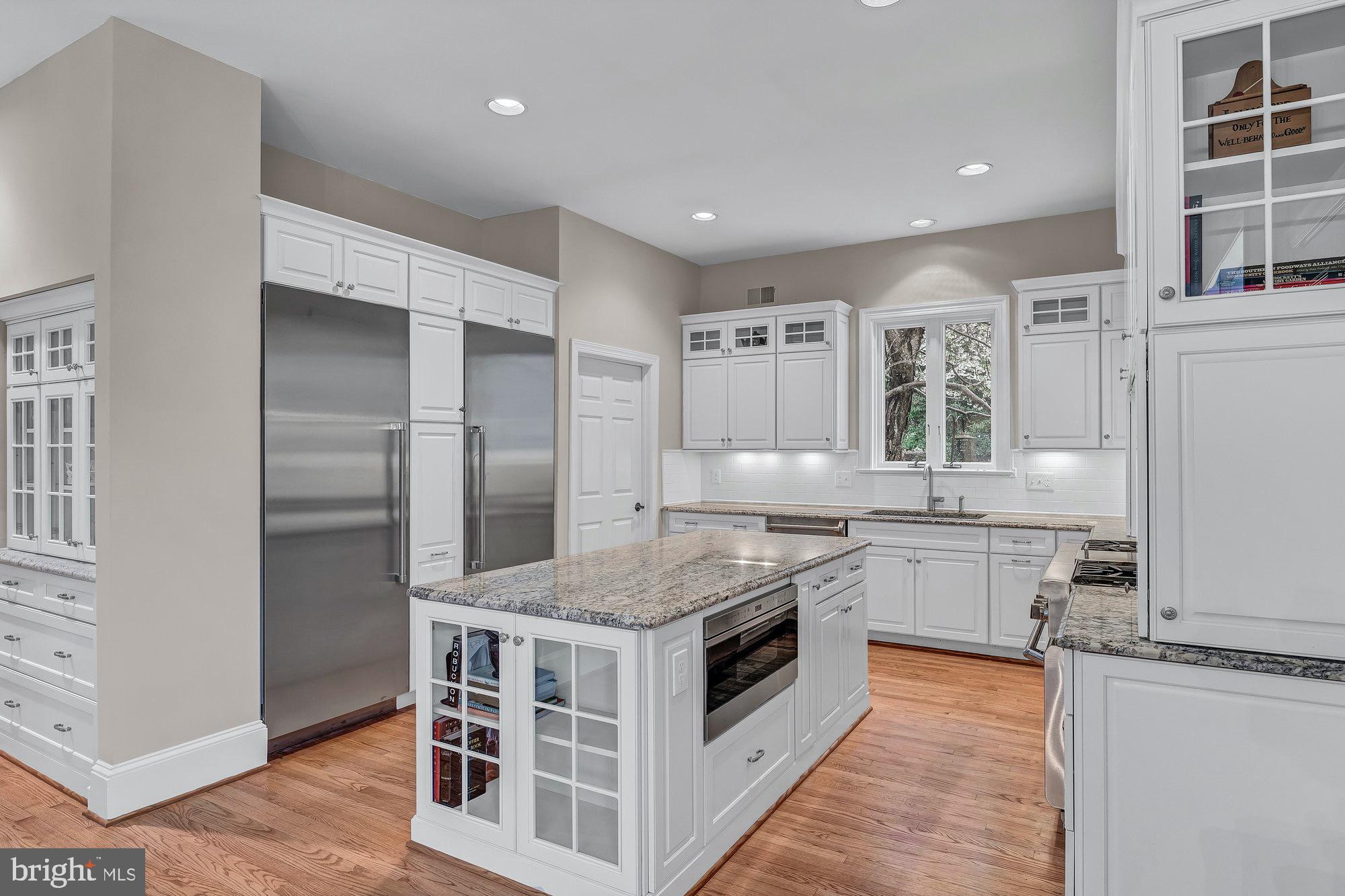 DOGWOOD KNOLLS - Residential