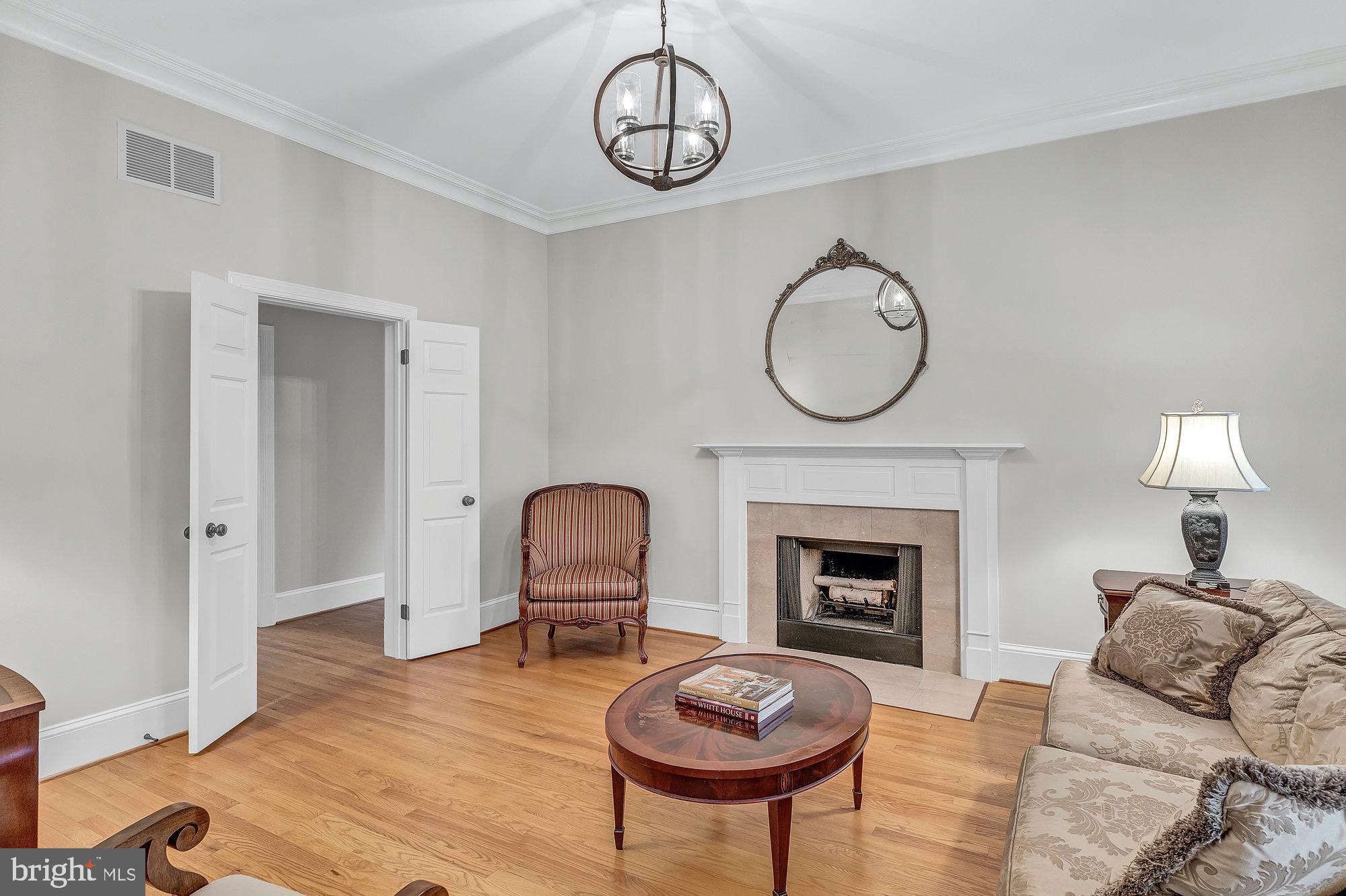 DOGWOOD KNOLLS - Residential