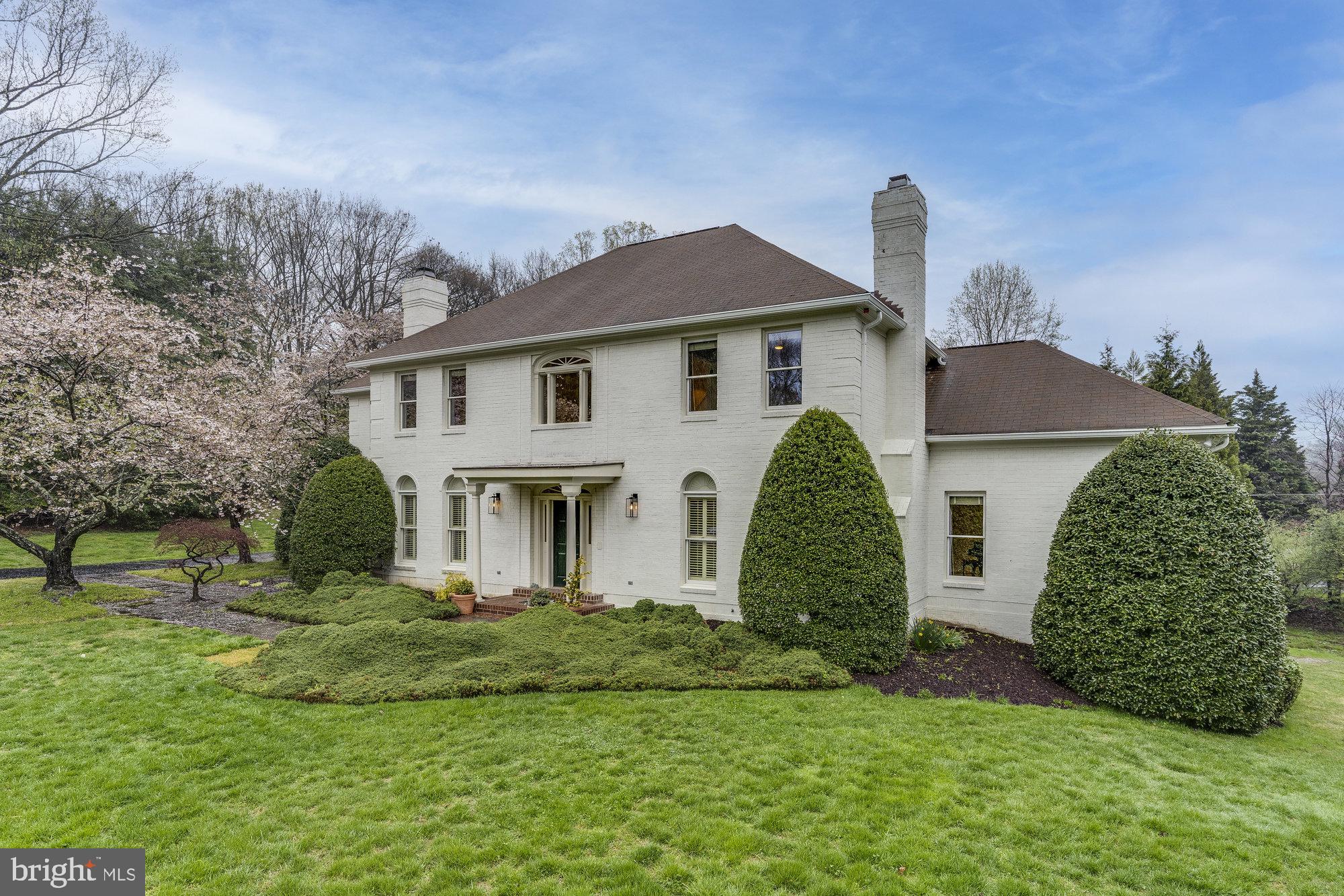 DOGWOOD KNOLLS - Residential