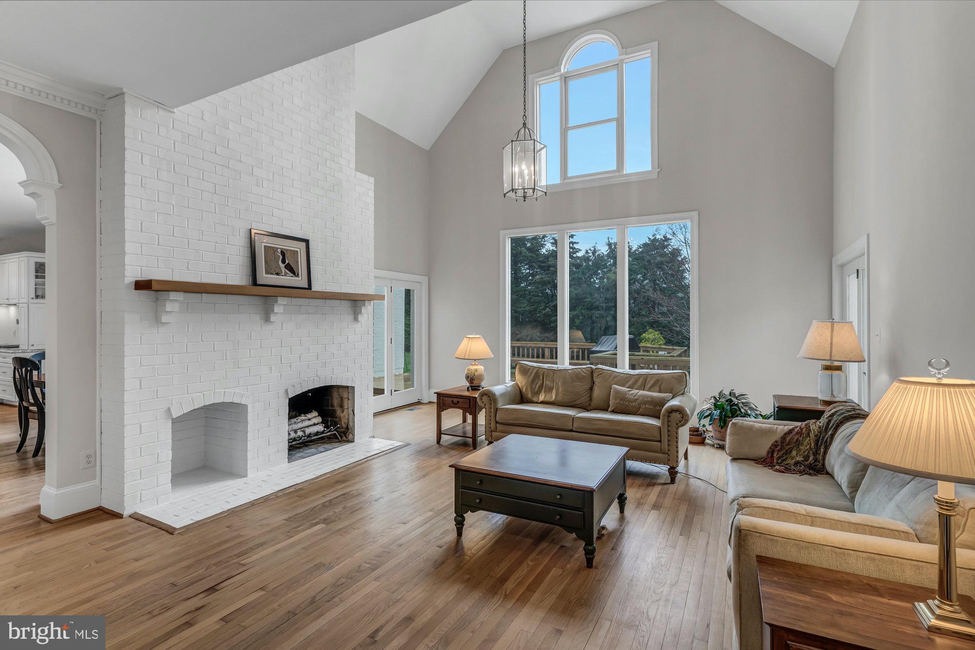 DOGWOOD KNOLLS - Residential