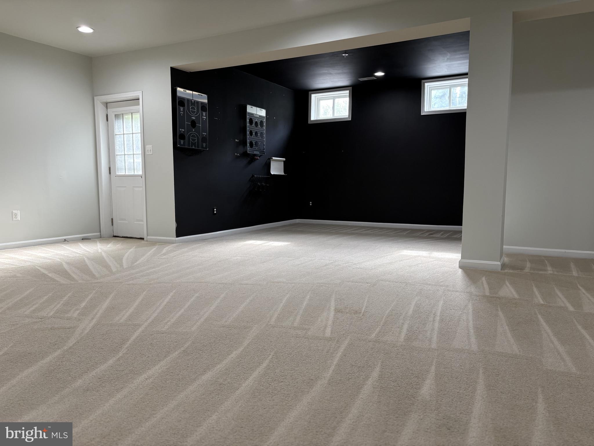 WOODMORE TOWNE CENTRE - Residential