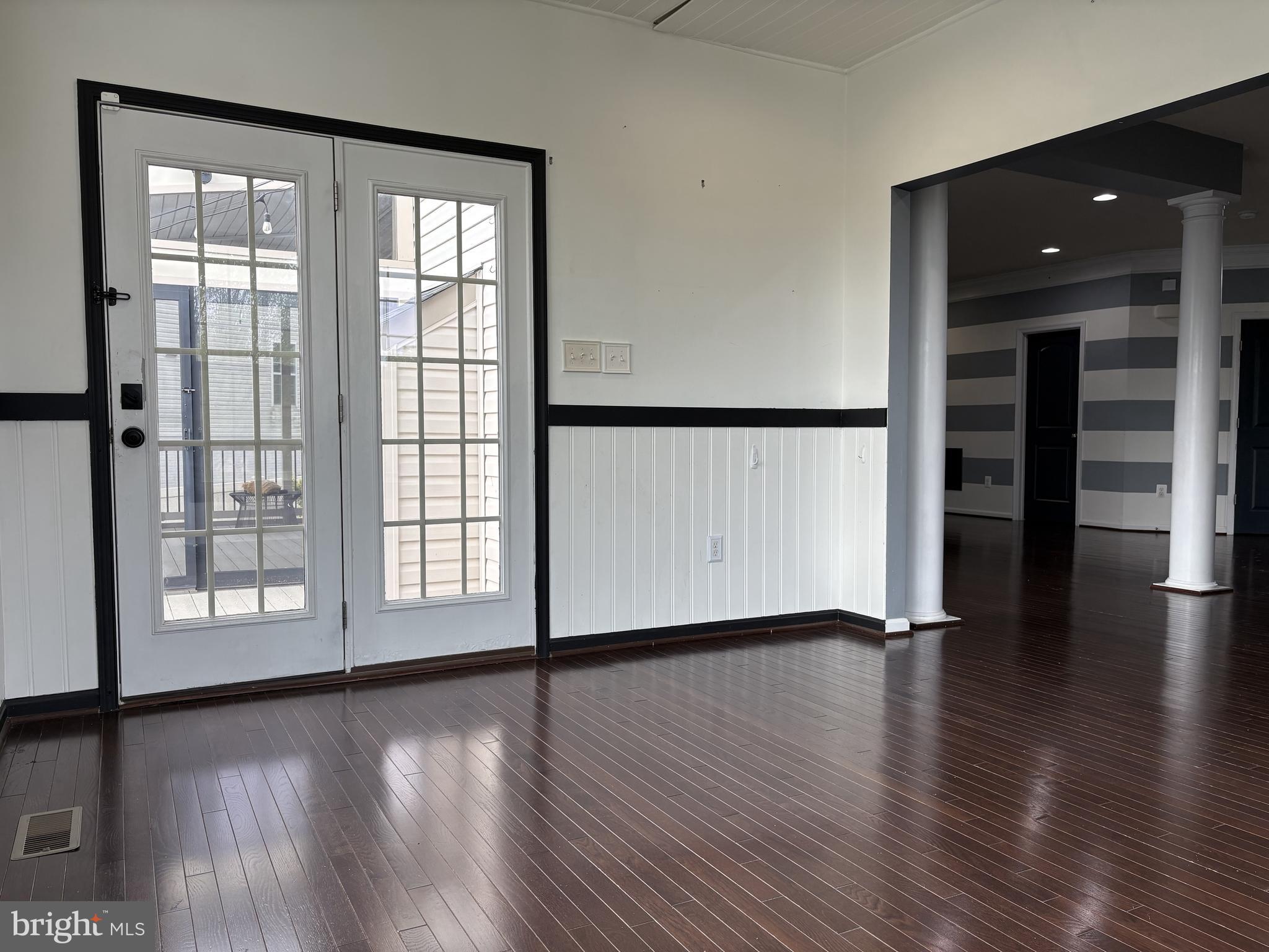 WOODMORE TOWNE CENTRE - Residential