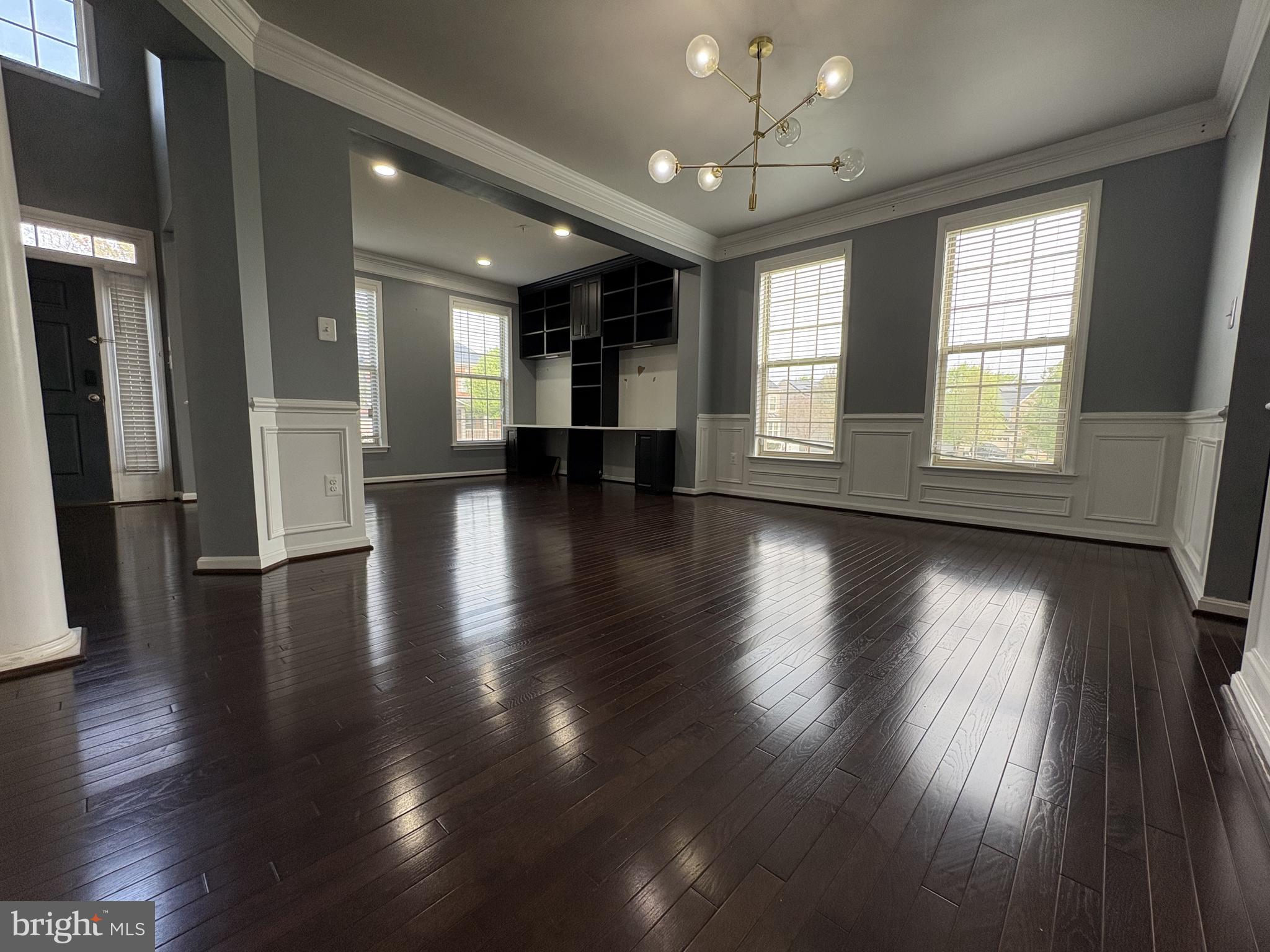 WOODMORE TOWNE CENTRE - Residential