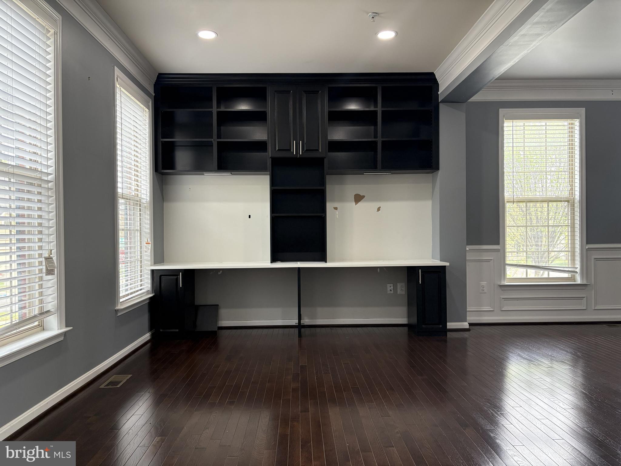 WOODMORE TOWNE CENTRE - Residential